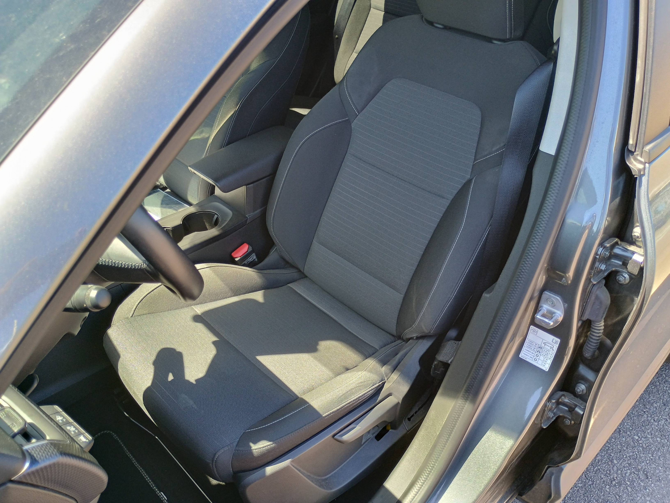 Vente en ligne Renault Arkana  E-Tech hybride 145 - 22 au prix de 21 991 €