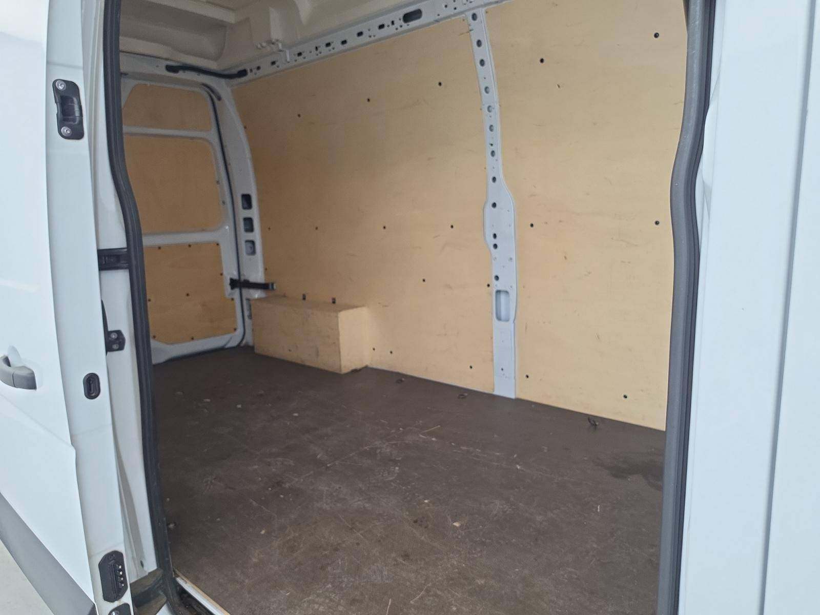 Vente en ligne Renault Master Fourgon MASTER FGN TRAC F3500 L3H3 BLUE DCI 135 au prix de 25 990 €
