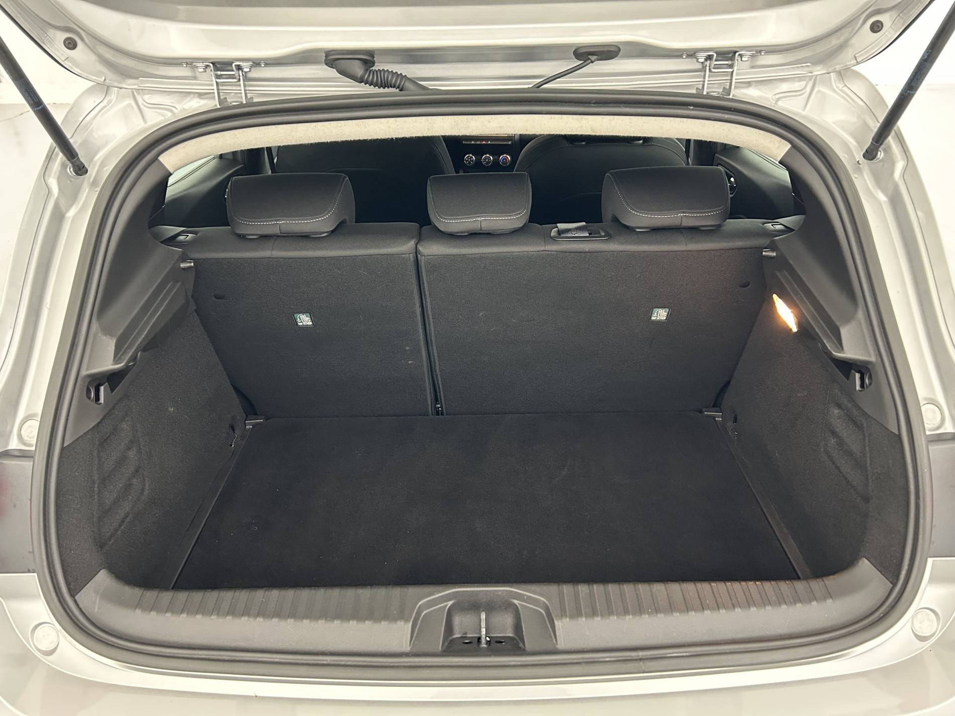 Vente en ligne Renault Clio 5 Clio TCe 90 au prix de 13 990 €