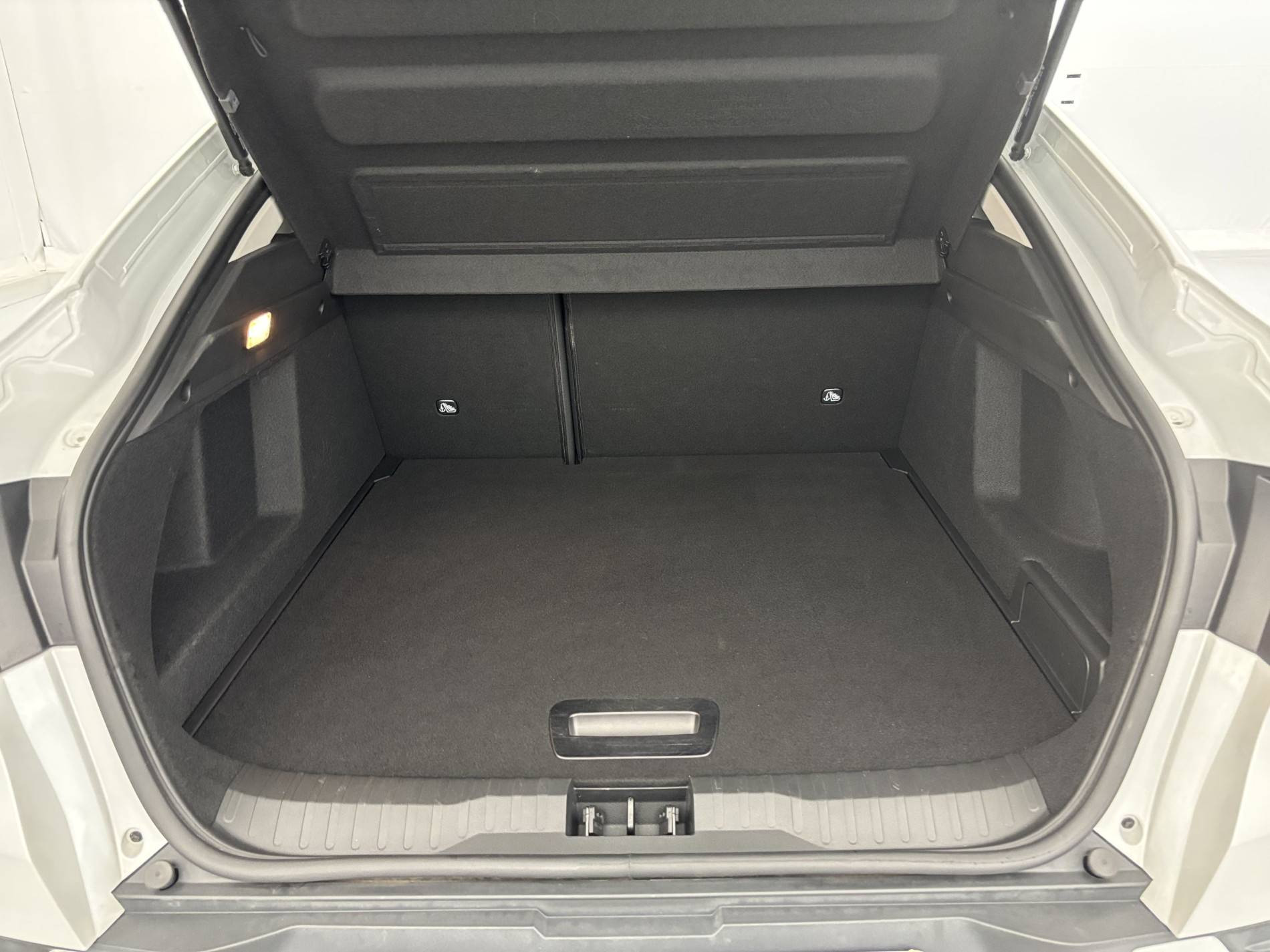 Vente en ligne Renault Arkana  E-Tech hybride 145 - 22 au prix de 21 490 €