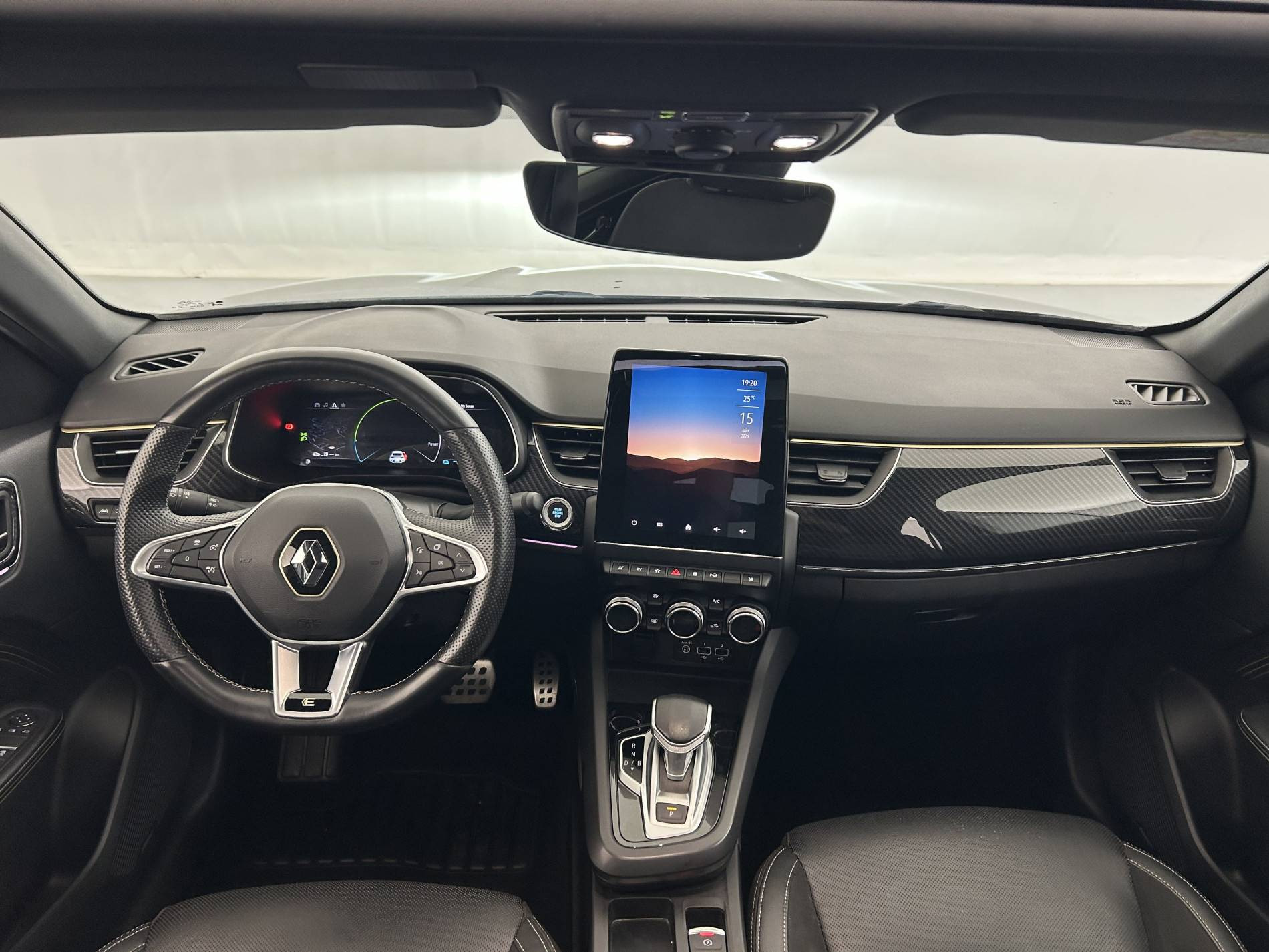 Vente en ligne Renault Arkana  E-Tech hybride 145 - 22 au prix de 21 990 €