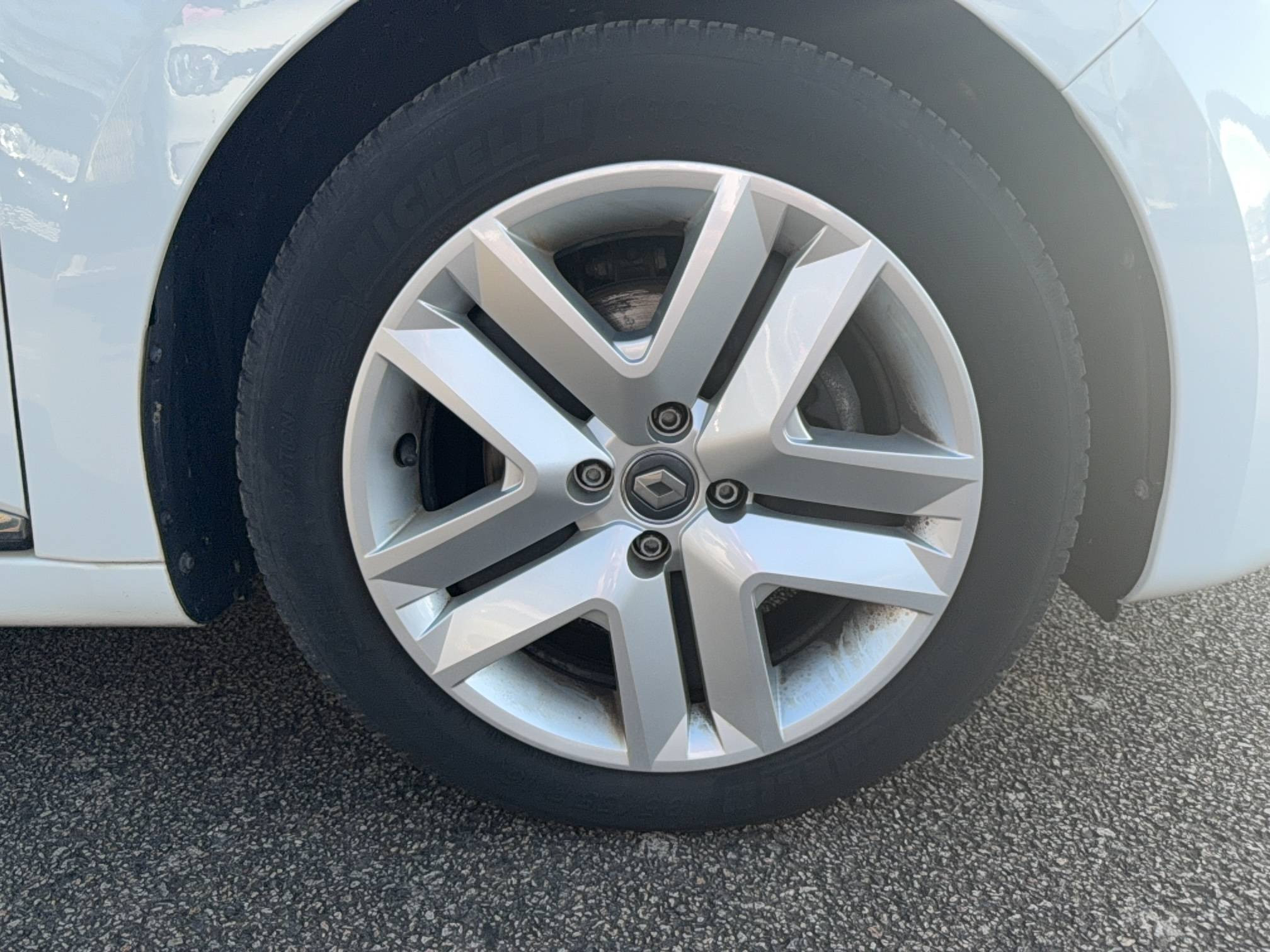 Vente en ligne Renault Clio 5 Clio Blue dCi 115 au prix de 13 990 €