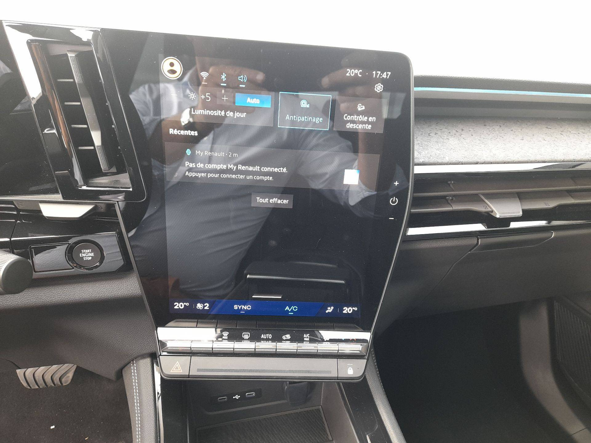 Vente en ligne Renault Rafale  E-Tech full hybrid 200 au prix de 35 990 €