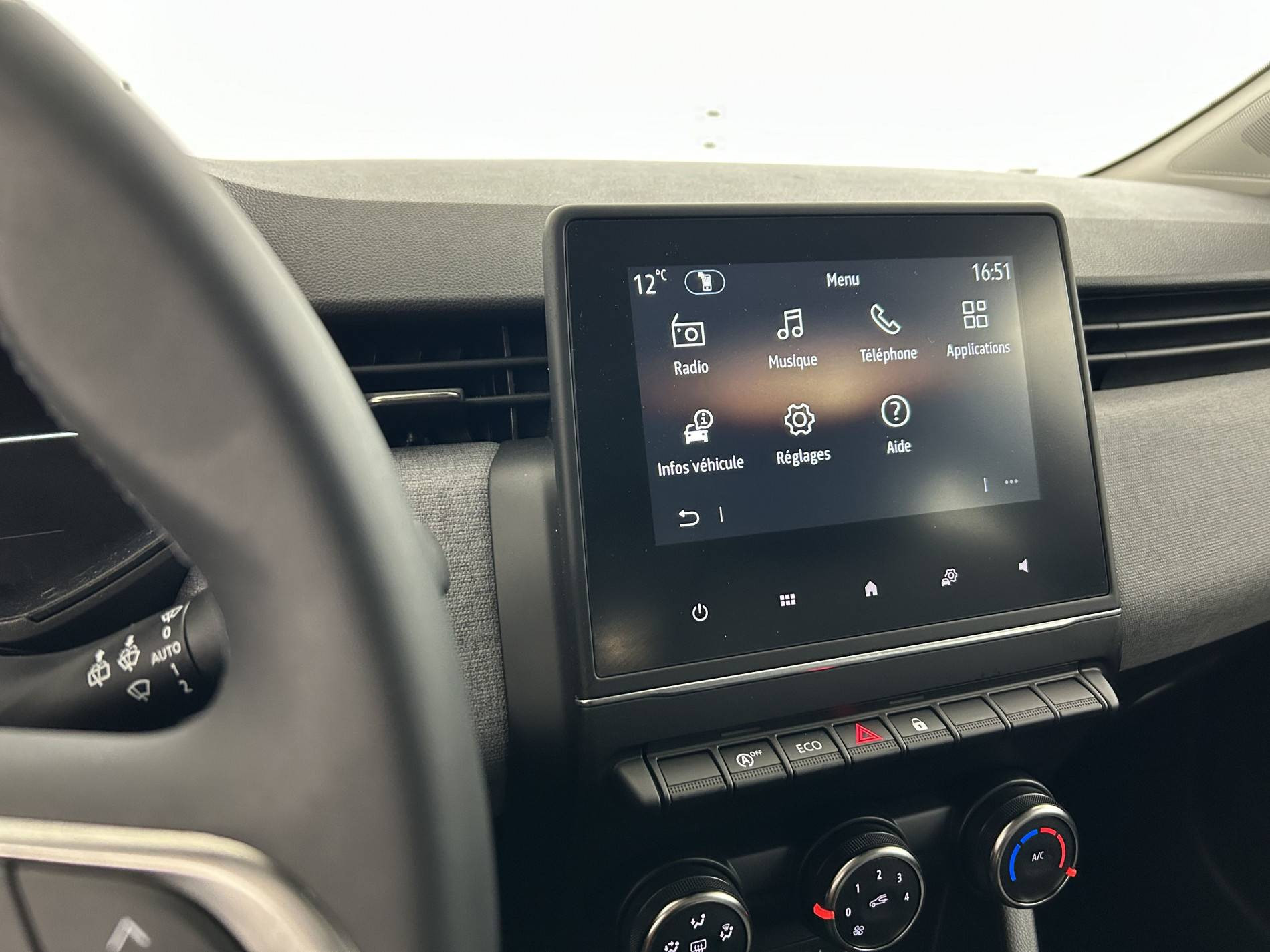 Vente en ligne Renault Clio 5 Clio Blue dCi 100 ch GSR2 au prix de 18 590 €