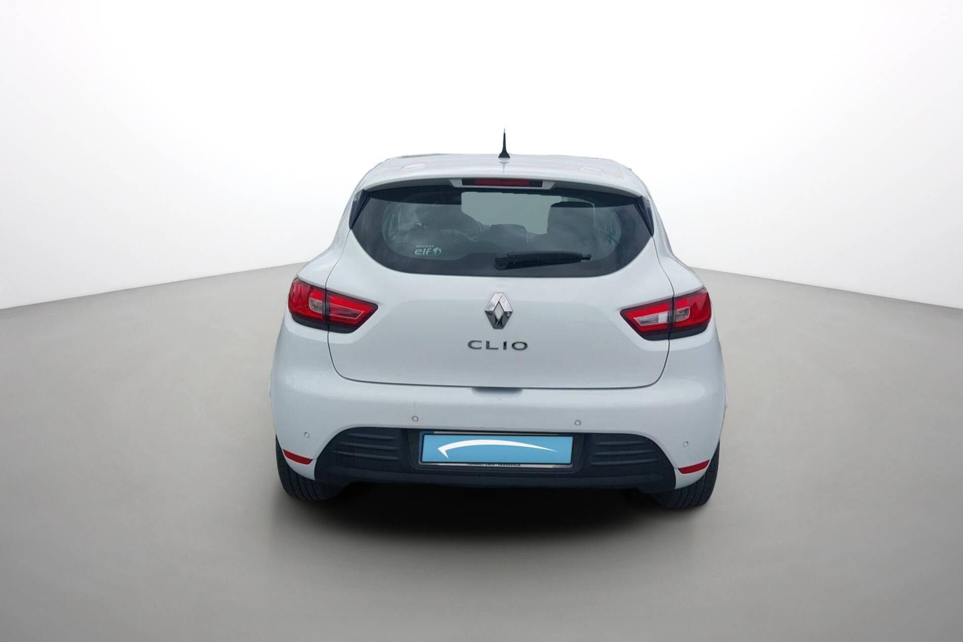 Vente en ligne Renault Clio 4 Clio dCi 75 E6C au prix de 10 490 €