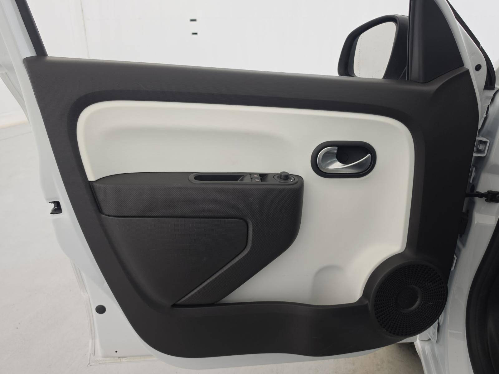 Vente en ligne Renault Twingo 3  SCe 65 au prix de 12 590 €