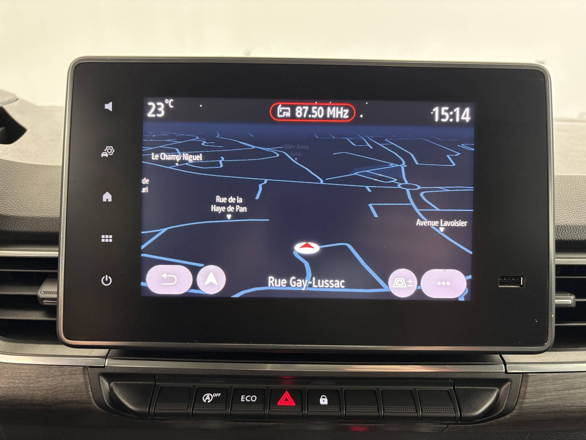 Vente en ligne Renault Kangoo  Blue dCi 95 au prix de 23 890 €