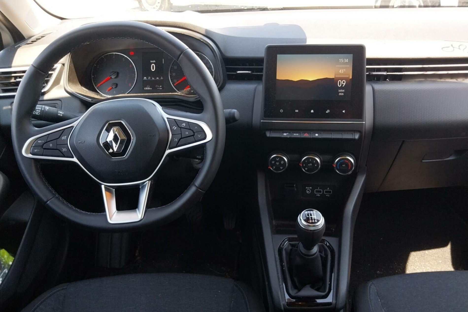 Vente en ligne Renault Clio 5 Clio TCe 90 au prix de 12 790 €