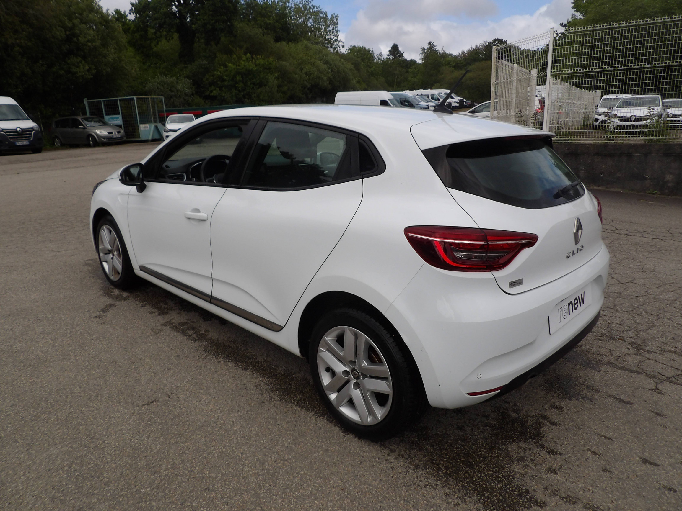 Vente en ligne Renault Clio 5 Clio Blue dCi 85 au prix de 14 499 €