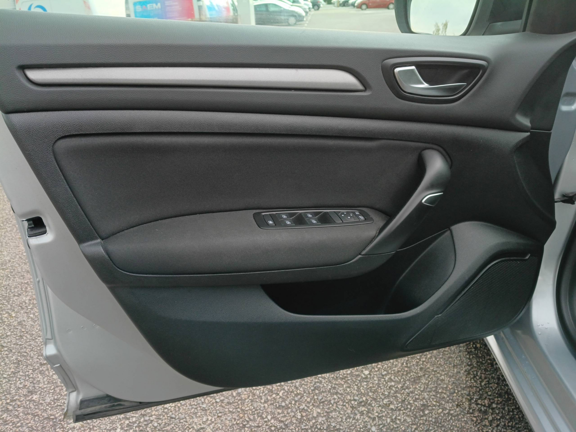 Vente en ligne Renault Megane 4  Blue dCi 115 EDC au prix de 16 990 €