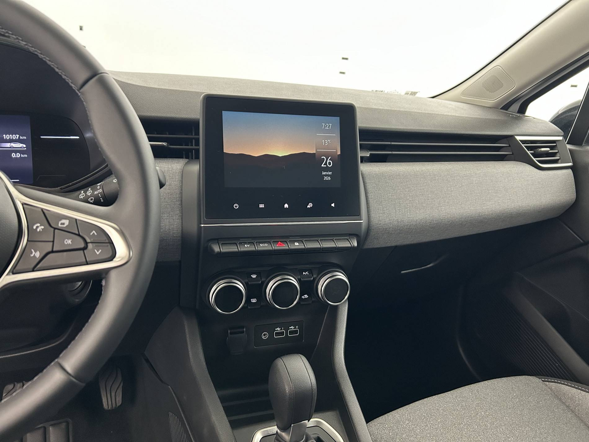 Vente en ligne Renault Clio 5 Clio E-Tech full hybrid 145 ch GSR2 au prix de 20 990 €