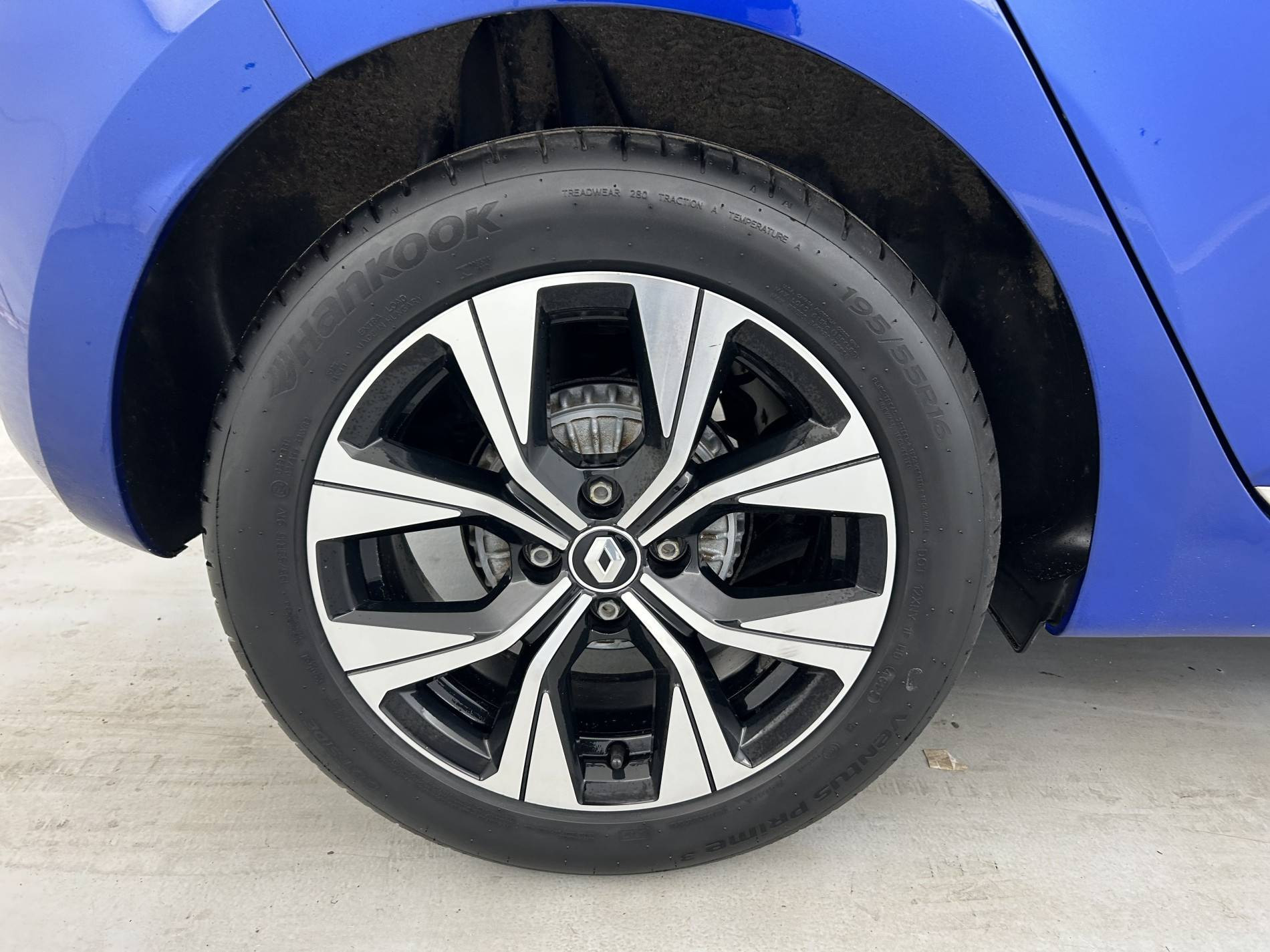 Vente en ligne Renault Clio 5 Clio SCe 65 au prix de 12 490 €