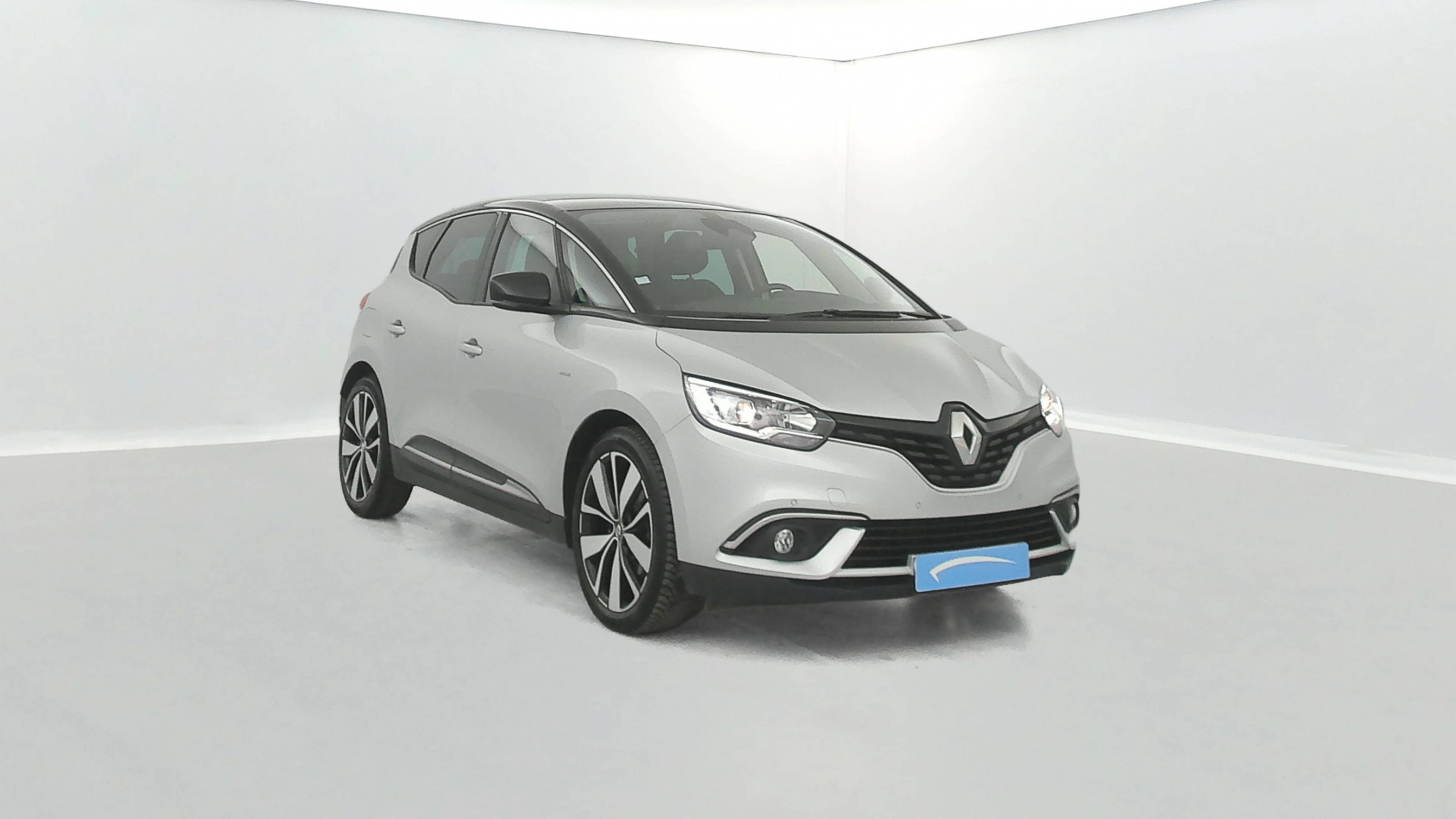 Vente en ligne Renault Scenic 4 Scenic TCe 115 FAP au prix de 13 390 €