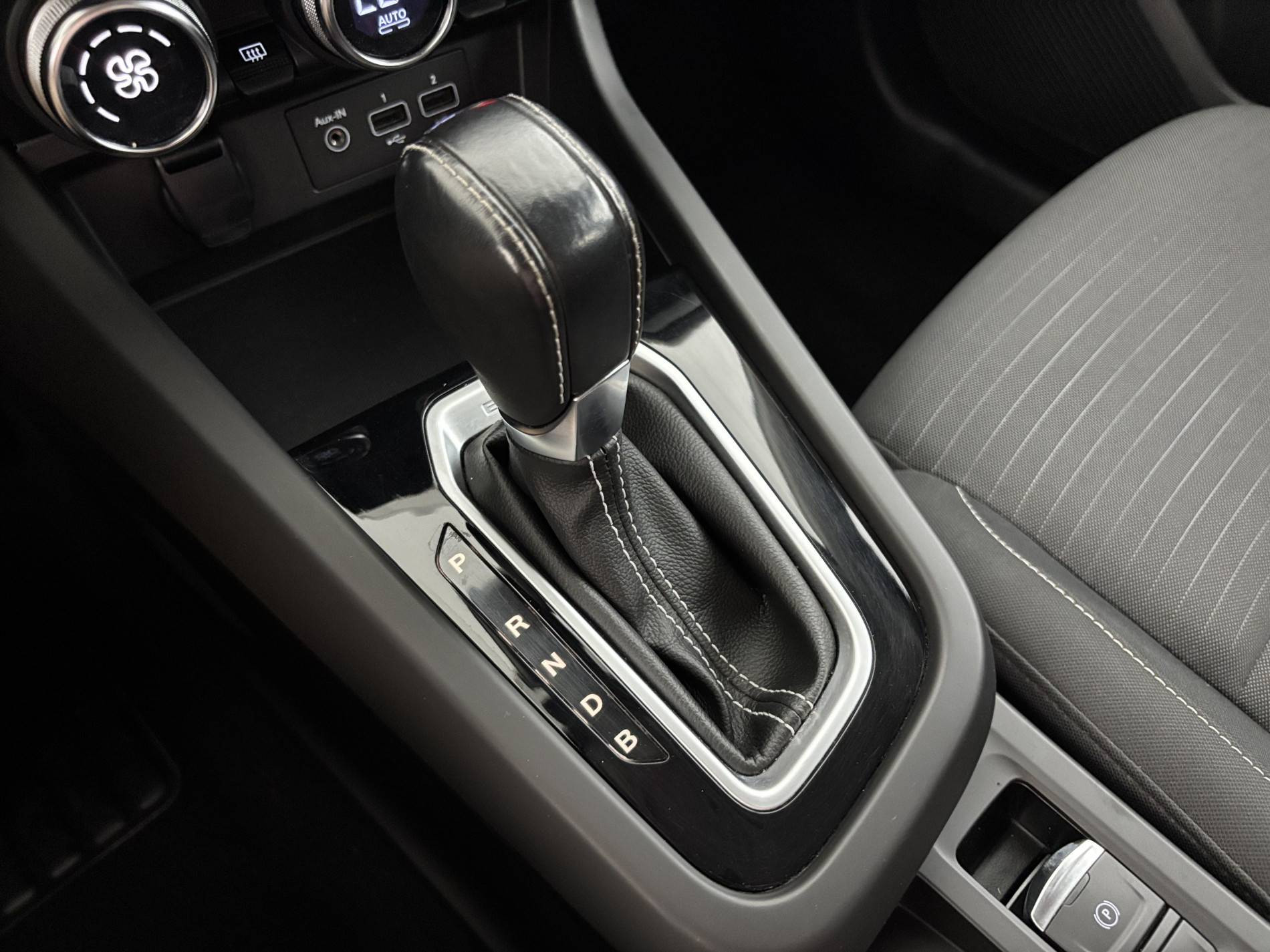 Vente en ligne Renault Arkana  E-Tech 145 au prix de 18 390 €