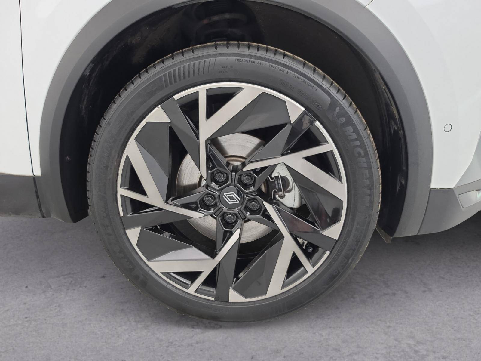 Vente en ligne Renault Symbioz  E-Tech full hybrid 145 au prix de 27 990 €