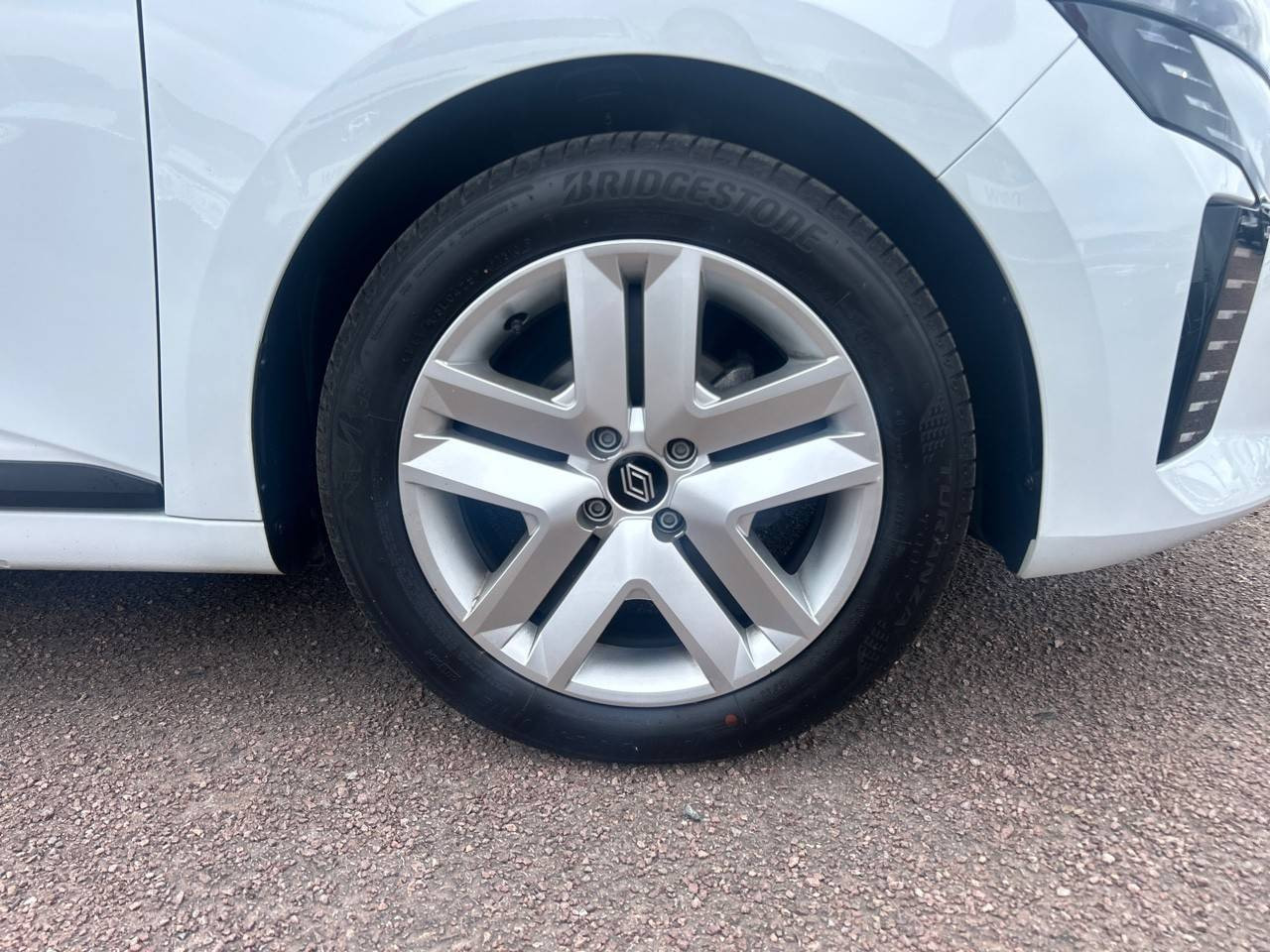 Vente en ligne Renault Clio 5 Clio SCe 65 ch GSR2 au prix de 15 990 €