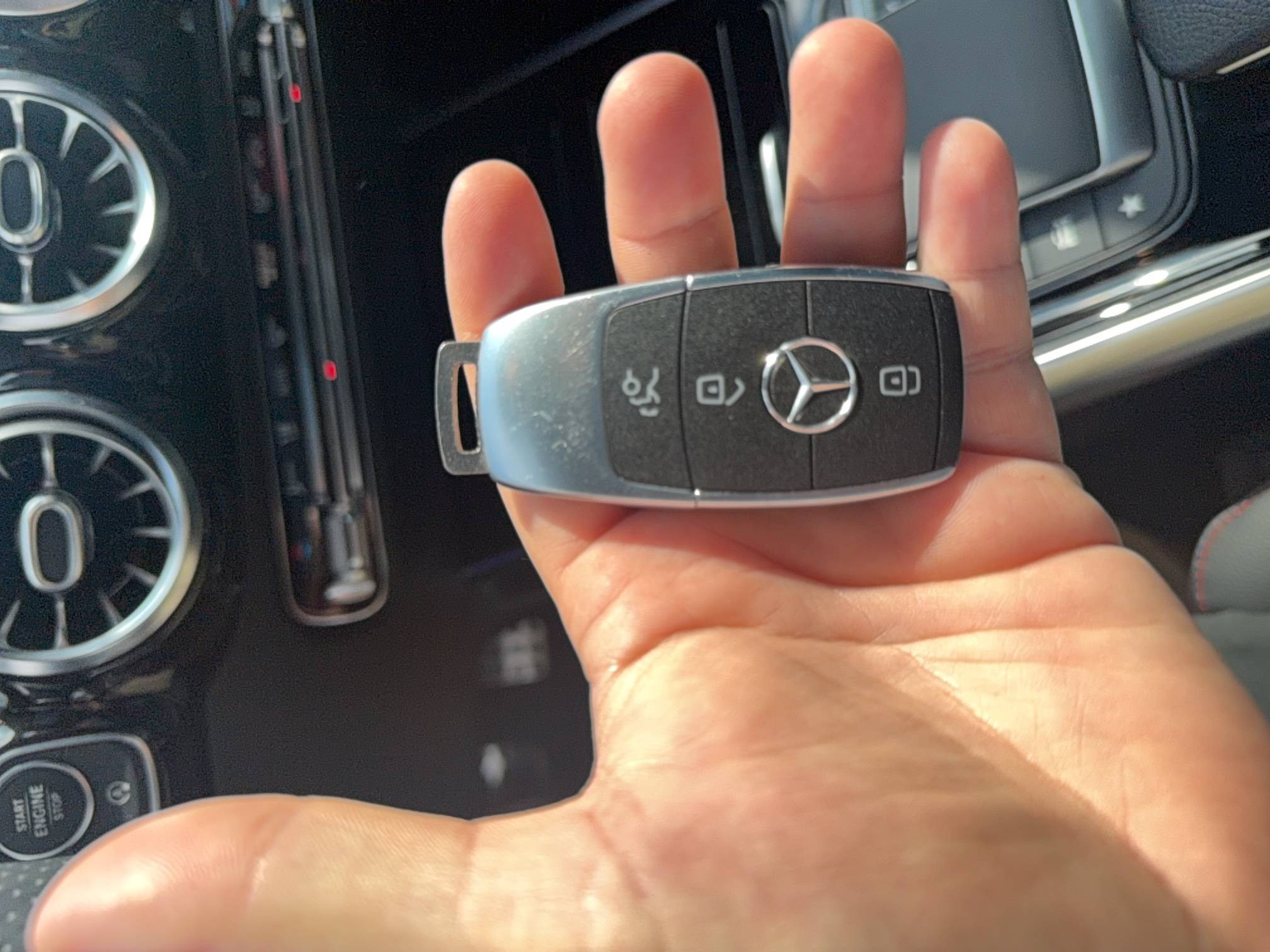 Vente en ligne Mercedes GLA  200 7G-DCT au prix de 31 990 €