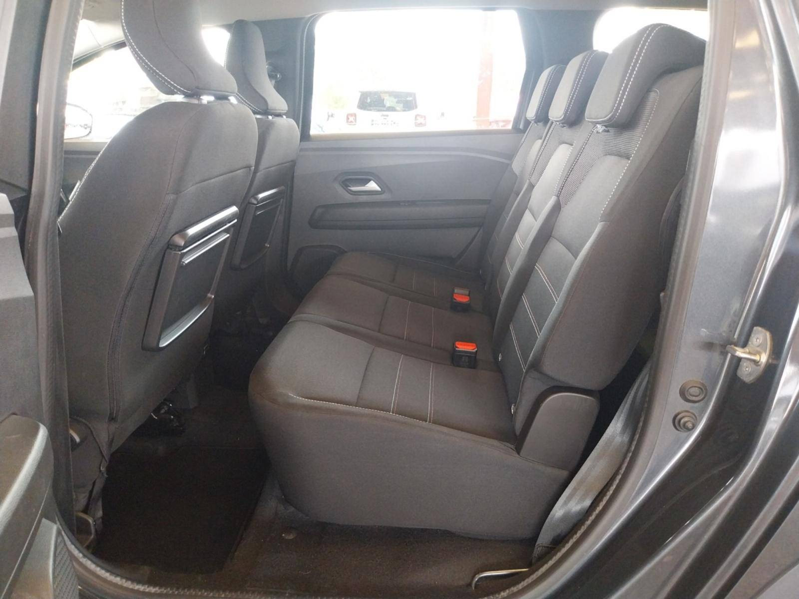 Vente en ligne Dacia Jogger  ECO-G 100 5 places  Attelage au prix de 18 890 €