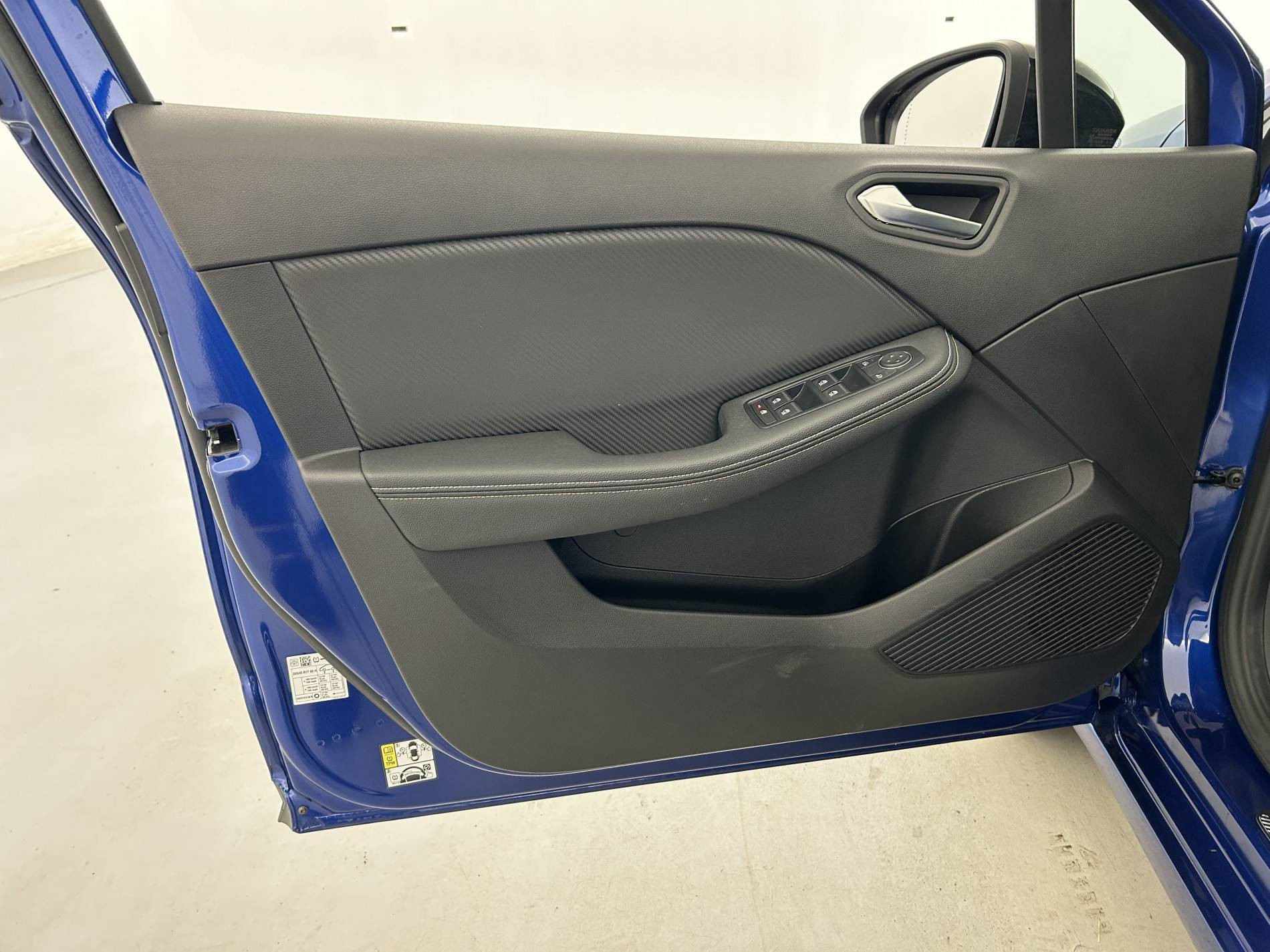 Vente en ligne Renault Clio 5 Clio E-Tech hybride 145 au prix de 19 990 €