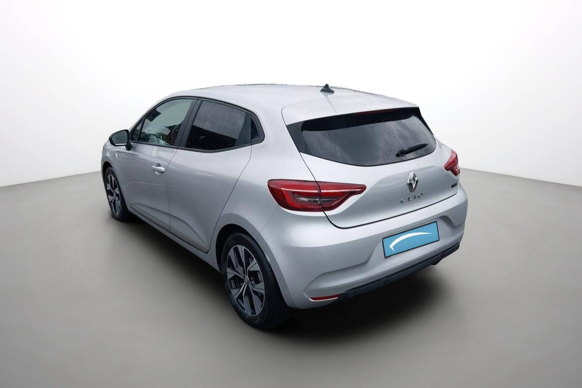 Vente en ligne Renault Clio 5 Clio E-Tech full hybrid 145 au prix de 17 490 €