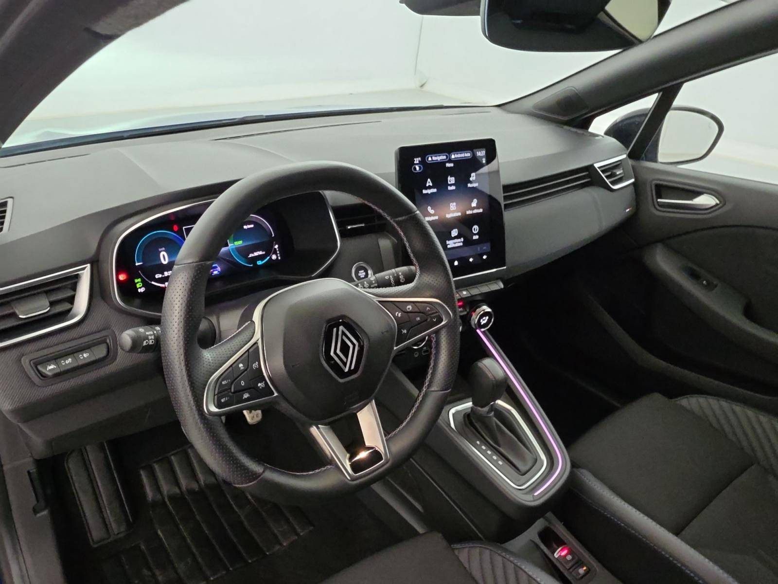 Vente en ligne Renault Clio 5 Clio E-Tech full hybrid 145 au prix de 20 890 €