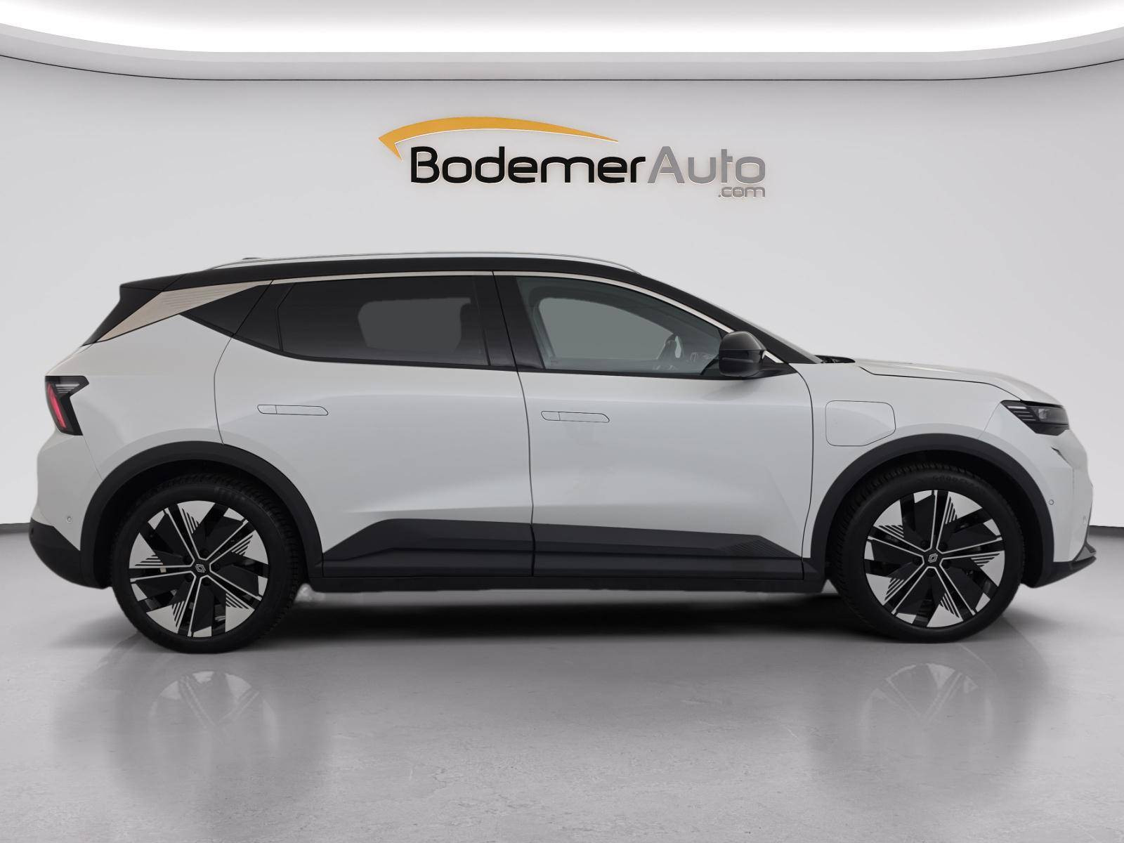 Vente en ligne Renault Scenic E-Tech Scenic E-Tech électrique 220 ch grande autonomie au prix de 32 000 €