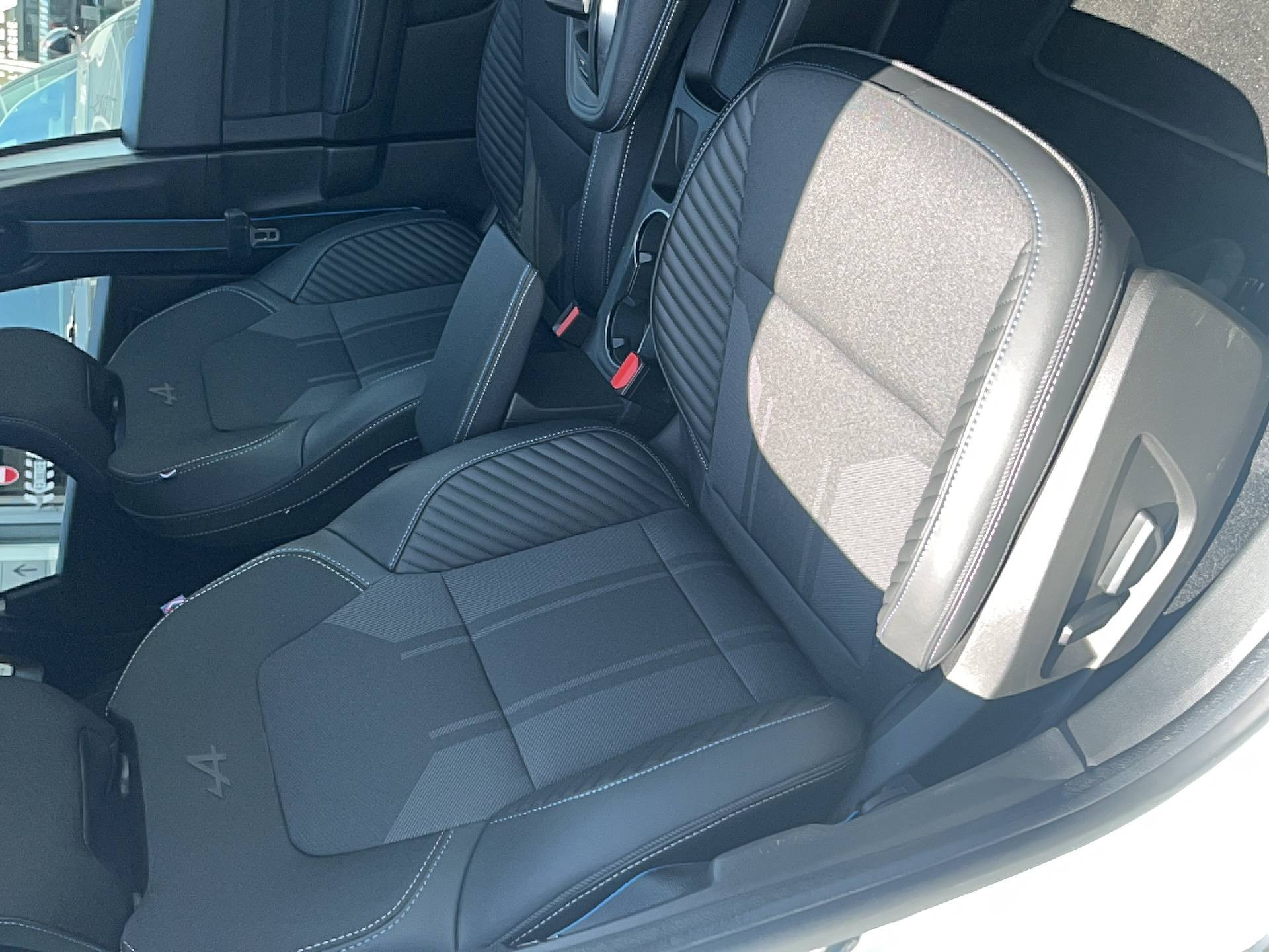 Vente en ligne Renault Symbioz  E-Tech full hybrid 160 ch au prix de 38 490 €