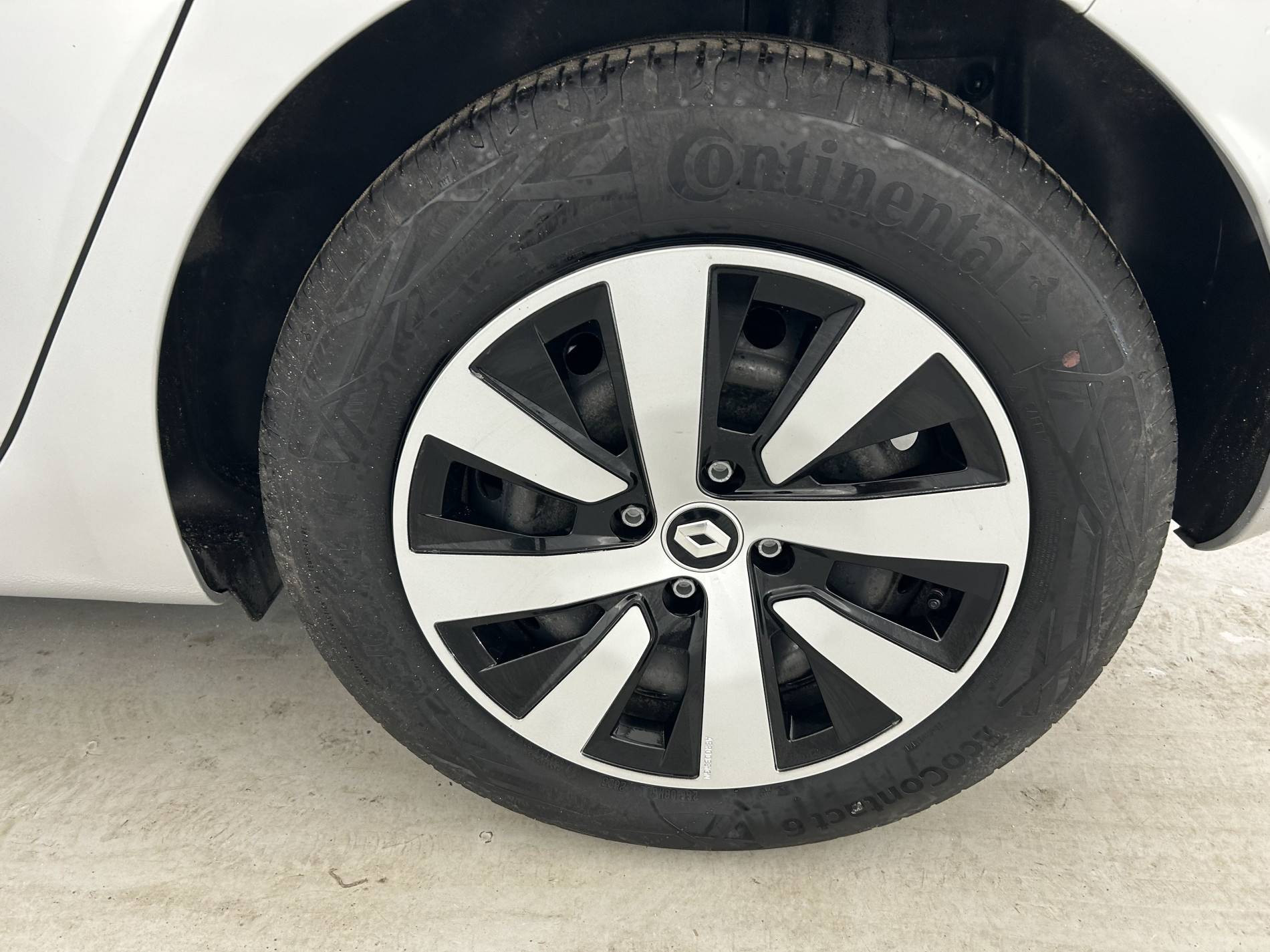 Vente en ligne Renault Clio 5 Clio TCe 90 au prix de 13 990 €