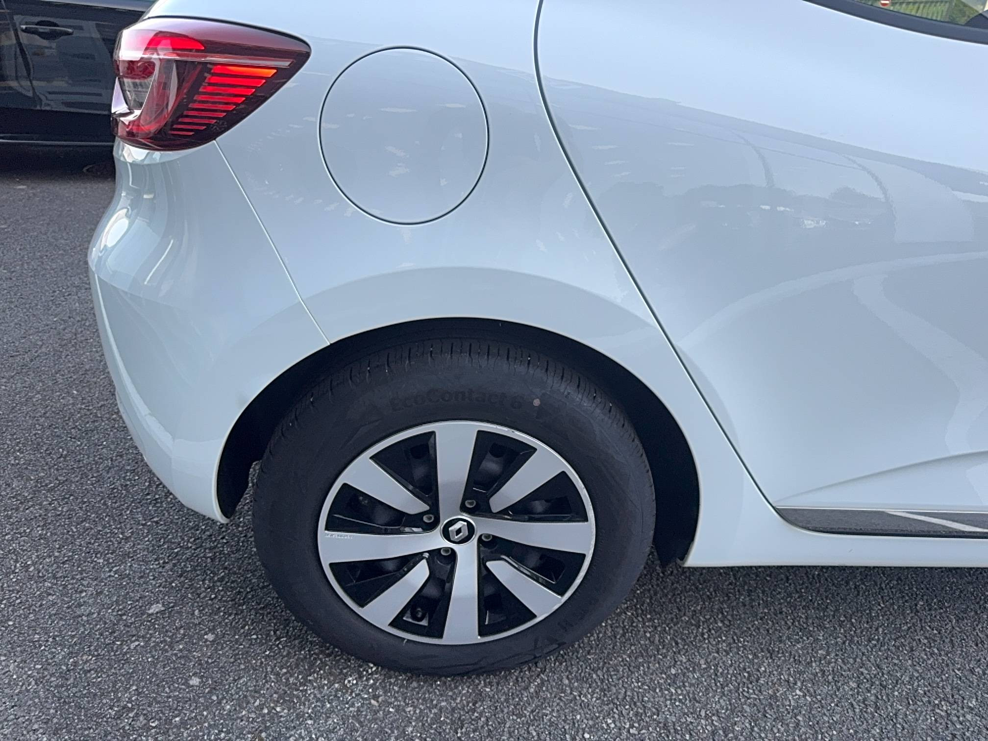 Vente en ligne Renault Clio 5 Clio TCe 90 au prix de 13 990 €