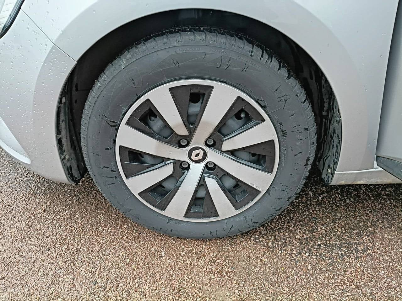 Vente en ligne Renault Clio 5 Clio TCe 90 au prix de 13 990 €