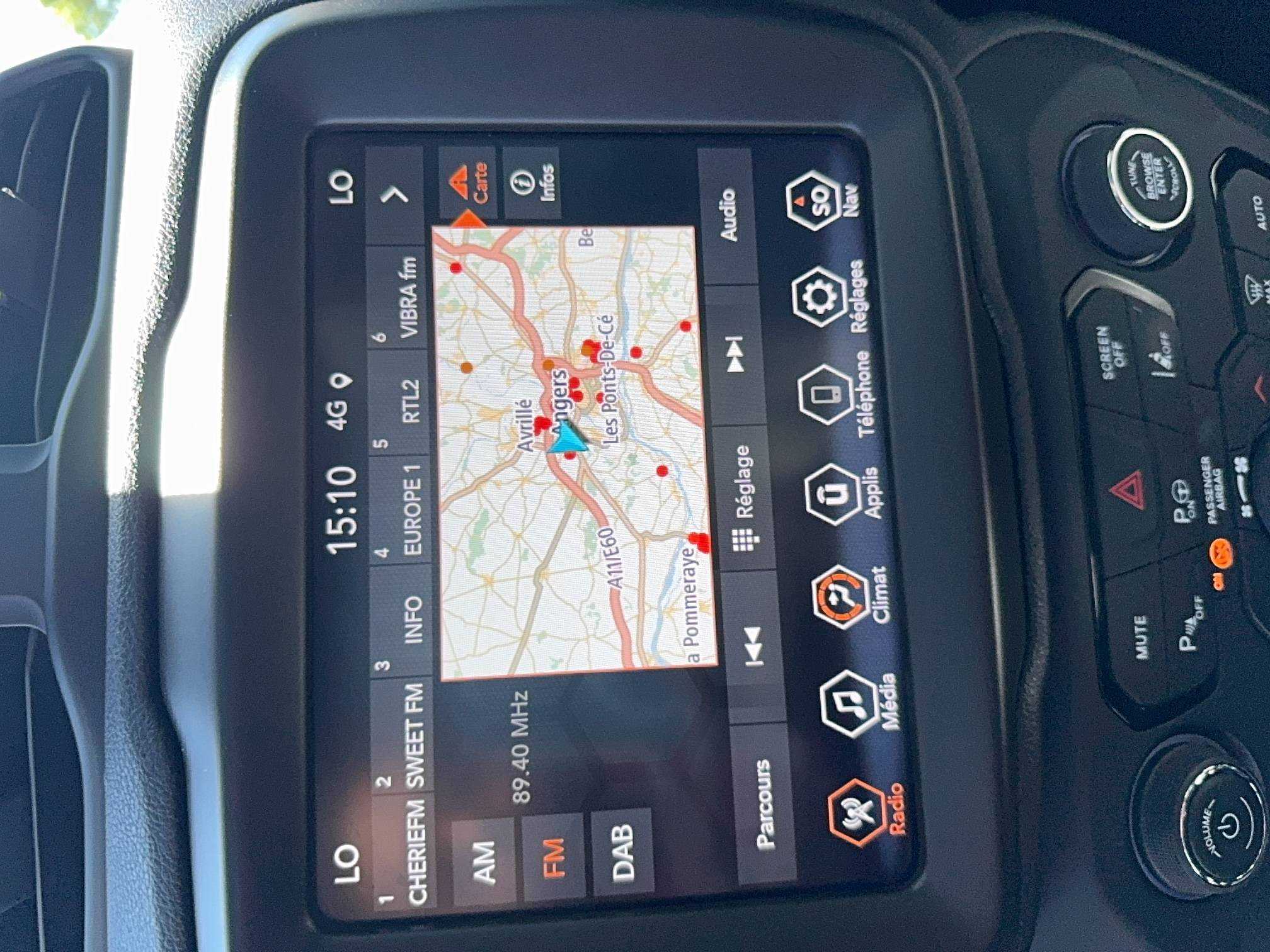 Vente en ligne Jeep Renegade  1.3 Turbo T4 190 ch PHEV BVA6 4xe eAWD au prix de 21 990 €