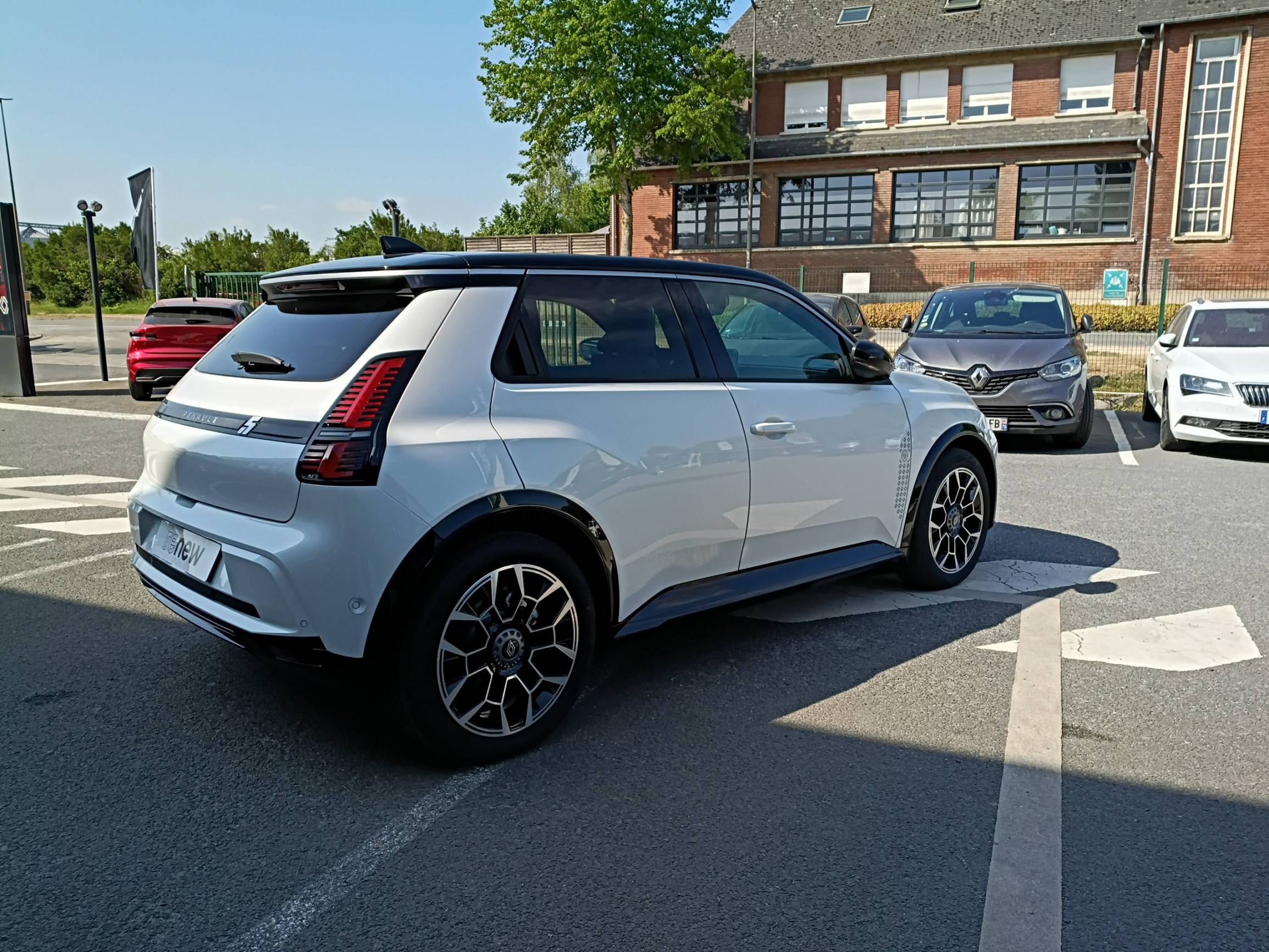 Vente en ligne Renault R5 E-Tech  150 ch autonomie confort au prix de 36 490 €