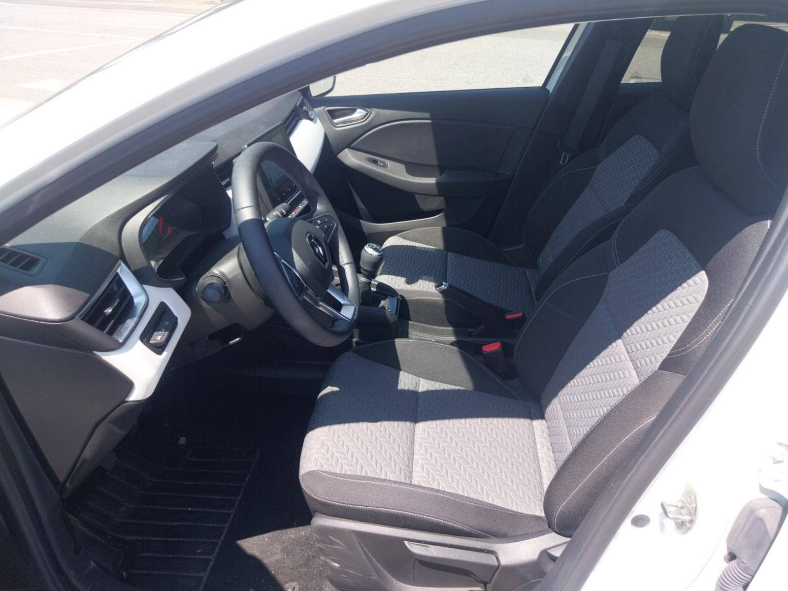 Vente en ligne Renault Clio 5 Clio TCe 90 au prix de 14 990 €