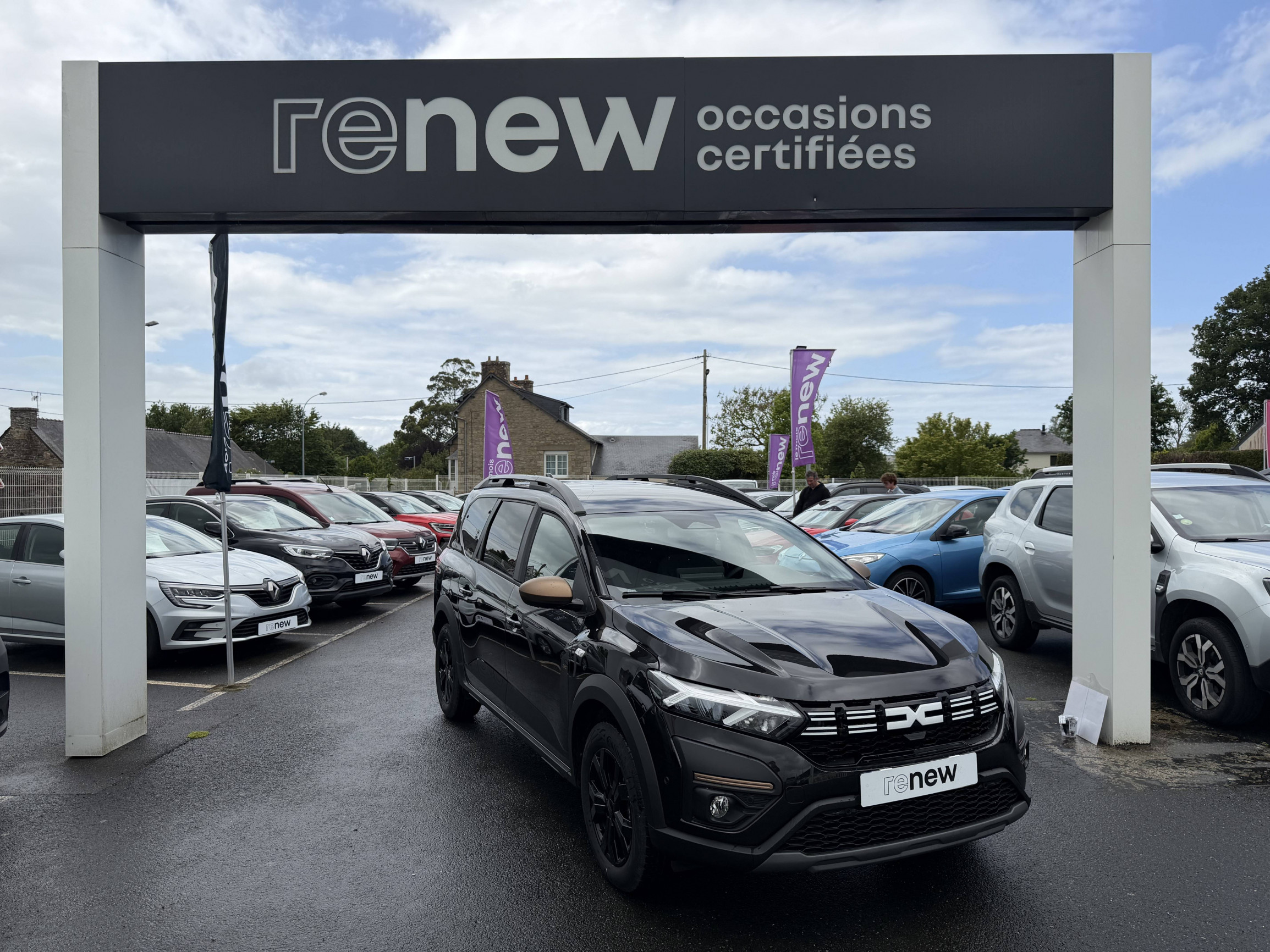 Dacia Jogger  Hybrid 140 7 places GSR2 occasion de 2025 en vente à Lannion