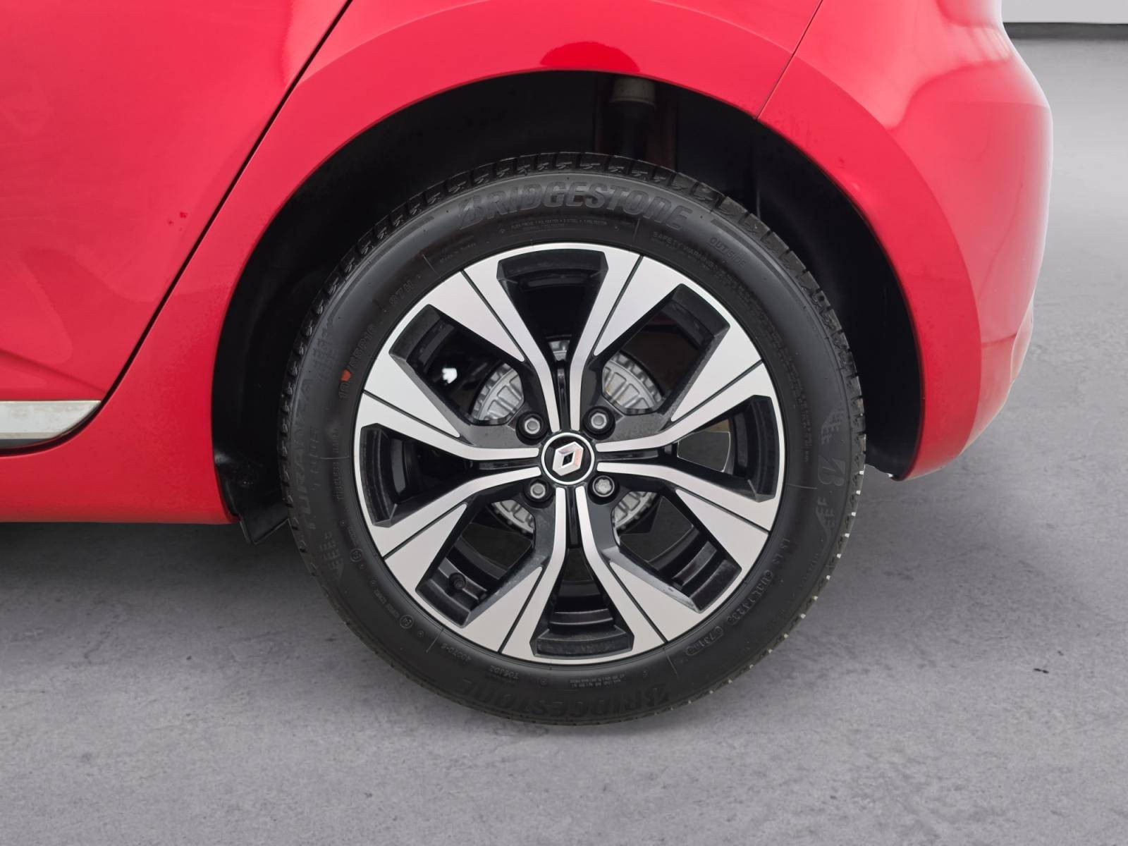 Vente en ligne Renault Clio 5 Clio TCe 90 au prix de 14 890 €
