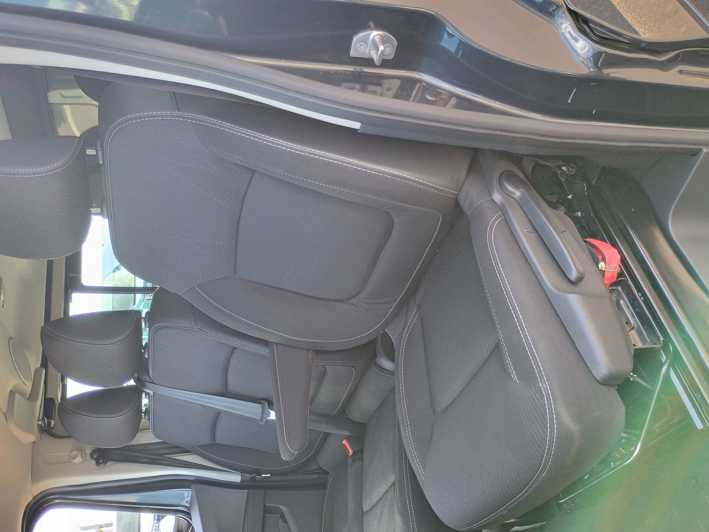 Vente en ligne Renault Trafic Cabine Approfondie TRAFIC CA L2H1 3T BLUE DCI 170 AUTO au prix de 37 991 €