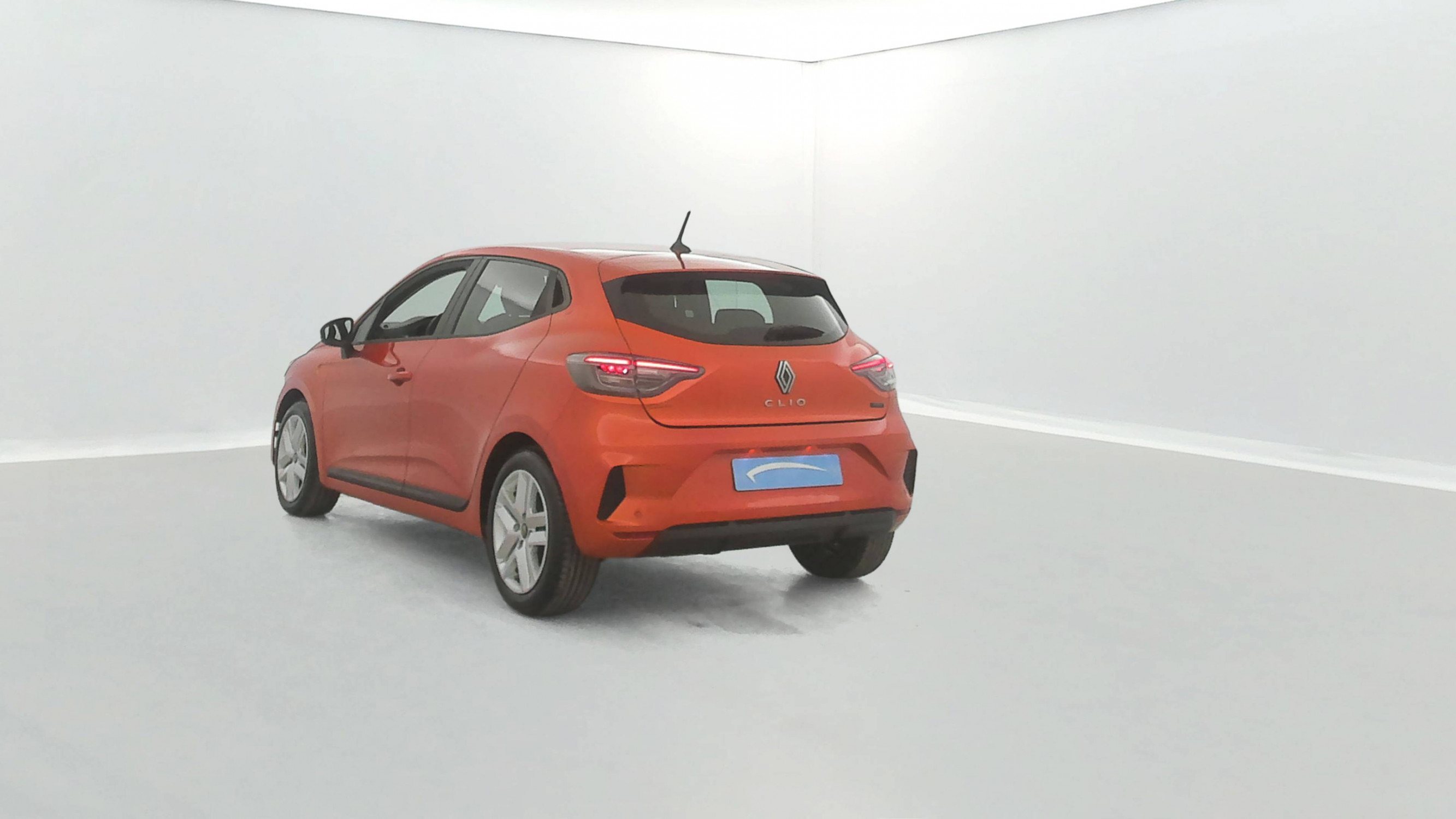 Vente en ligne Renault Clio 5 Clio E-Tech full hybrid 145 au prix de 18 890 €