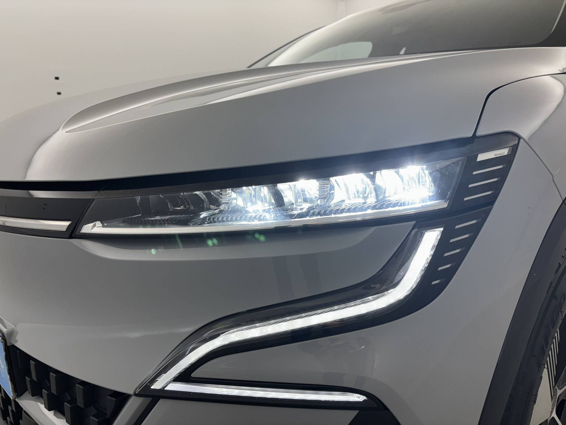 Vente en ligne Renault Megane E-Tech  EV60 220 ch super charge au prix de 24 990 €