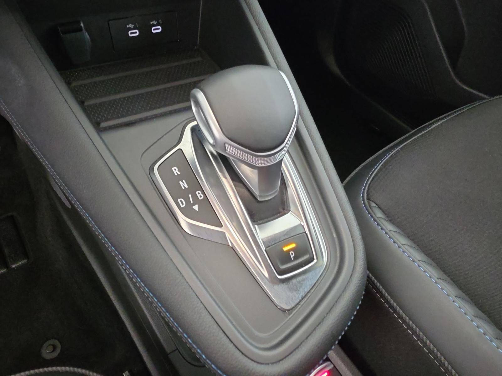Vente en ligne Renault Captur  E-Tech full hybrid 145 ch au prix de 25 790 €