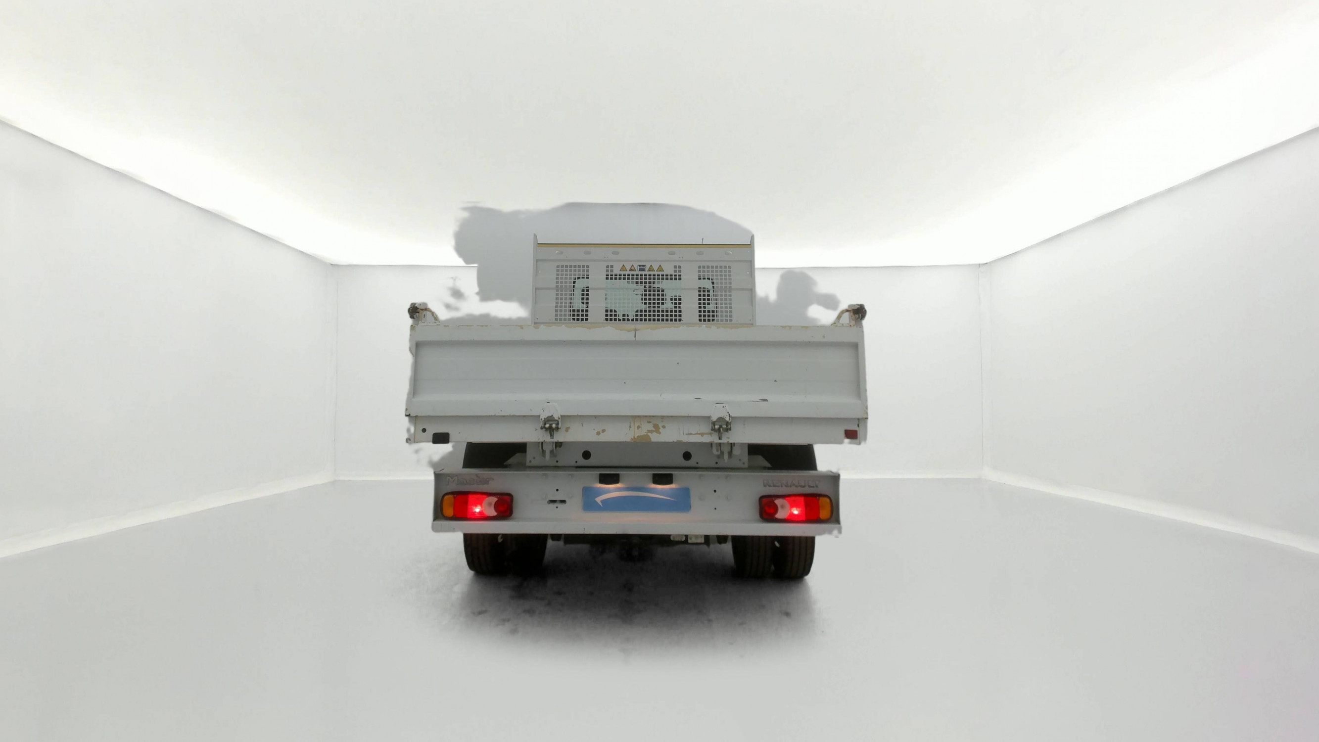 Vente en ligne Renault Master 3 Châssis Cabine MASTER CC PROP RJ3500 L2 PAFC BLUE DCI 130 EURO VI au prix de 33 300 €