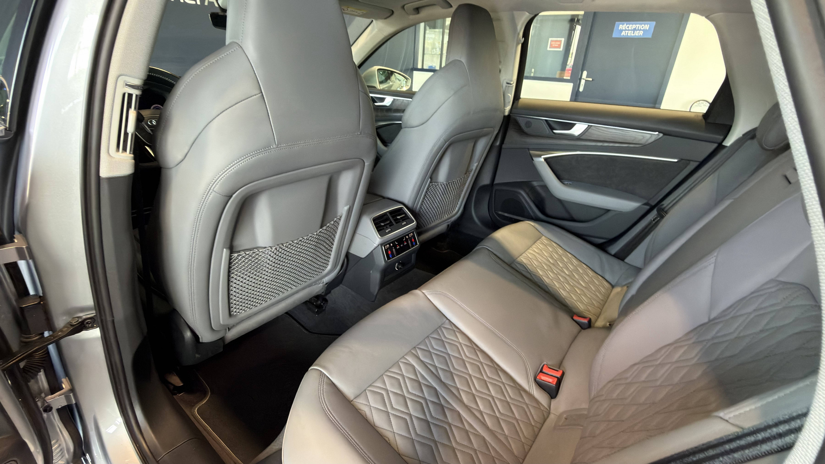 Vente en ligne Audi A6 Avant  56 TDI 349 ch Quattro Tiptronic 8 au prix de 54 990 €