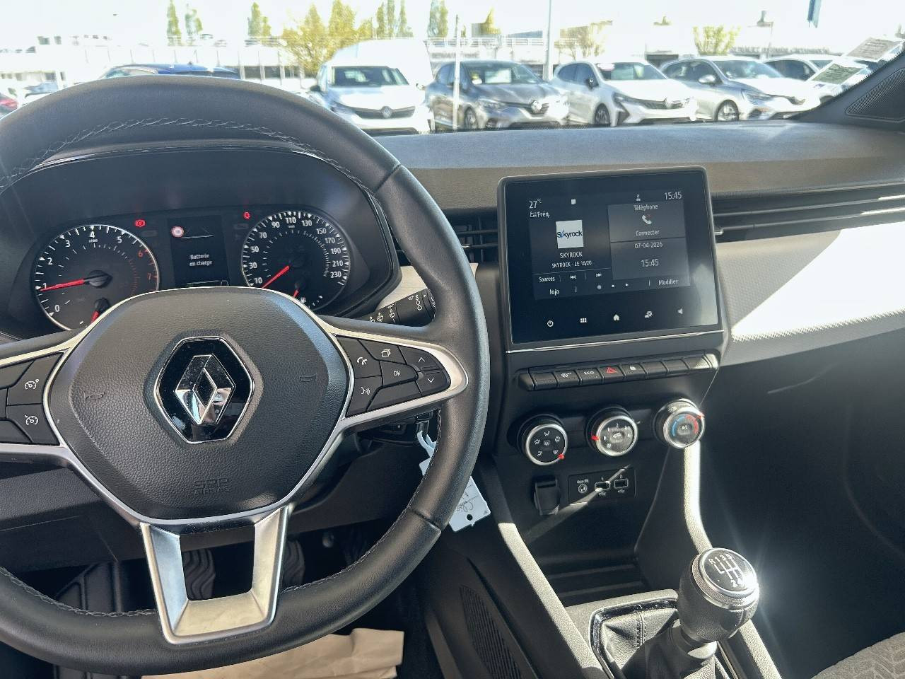 Vente en ligne Renault Clio 5 Clio TCe 90 - 21N au prix de 14 990 €