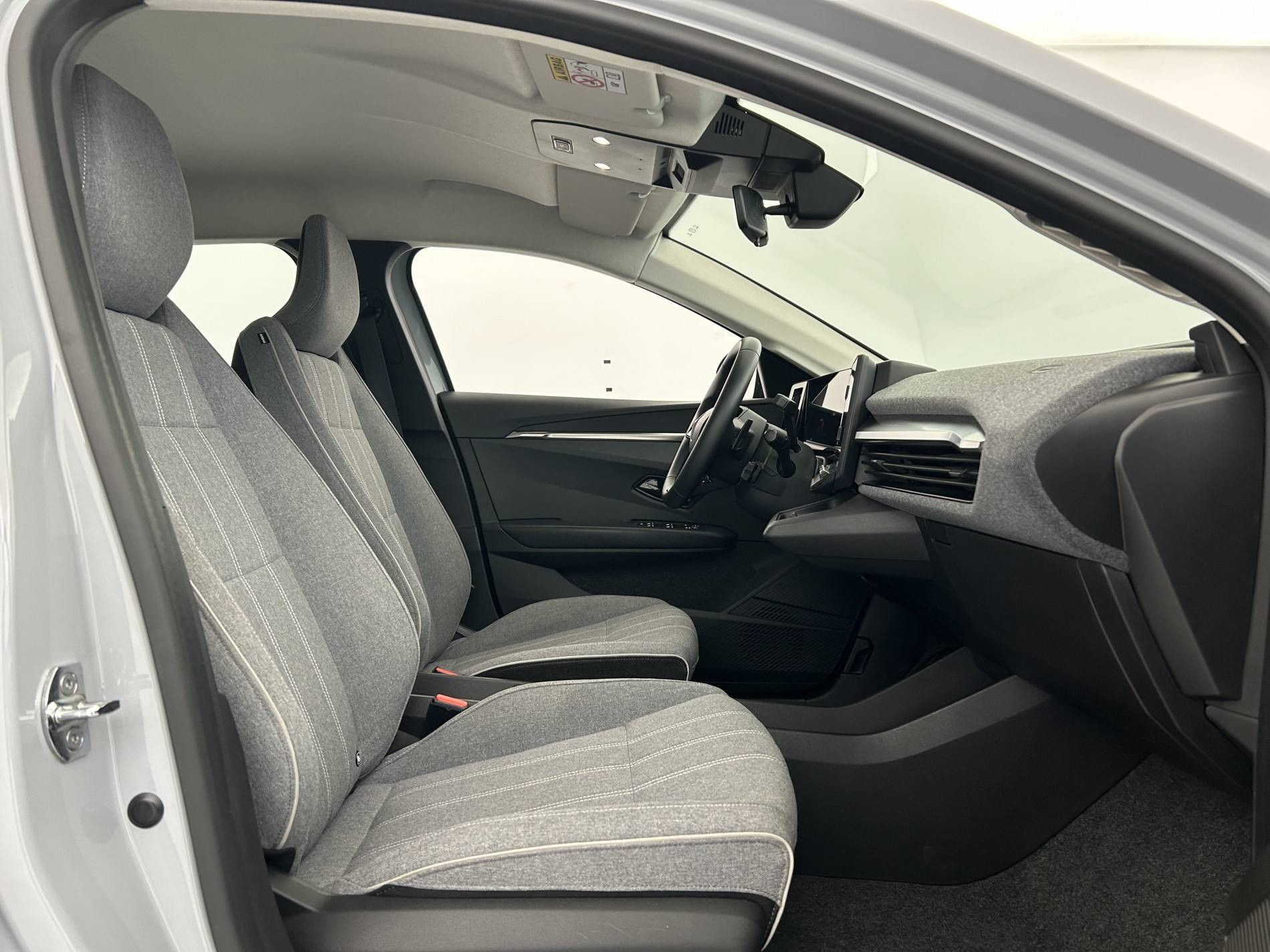 Vente en ligne Renault Megane E-Tech  EV60 220 ch super charge au prix de 18 990 €