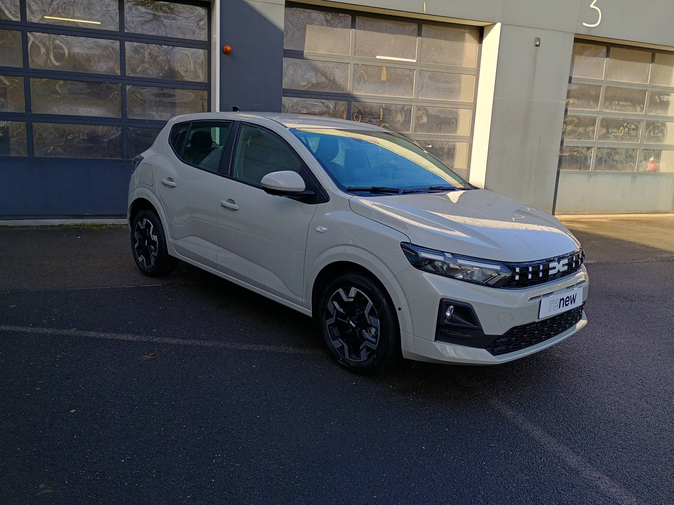 Vente en ligne Dacia Sandero Sandero ECO-G 120 auto au prix de 19 700 €