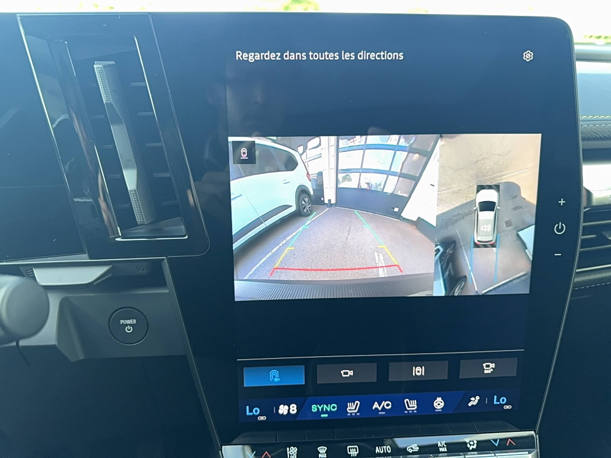 Vente en ligne Renault Scenic E-Tech Scenic E-Tech électrique 220 ch grande autonomie au prix de 49 990 €