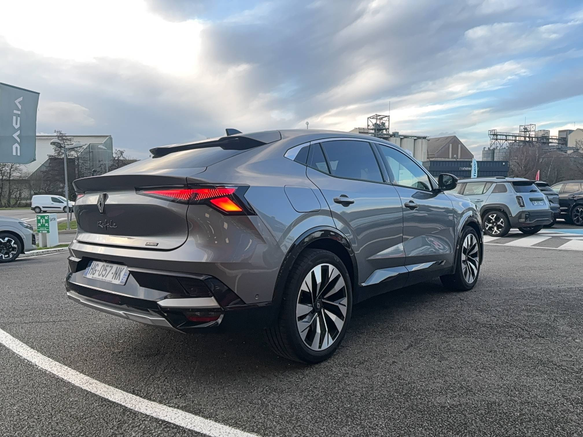 Vente en ligne Renault Rafale  E-Tech full hybrid 200ch au prix de 39 990 €
