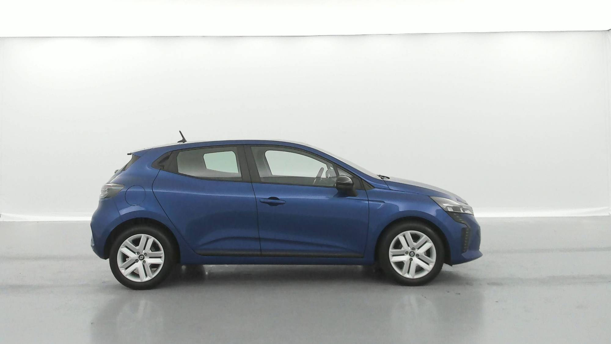 Vente en ligne Renault Clio 5 Clio TCe 90 au prix de 15 290 €