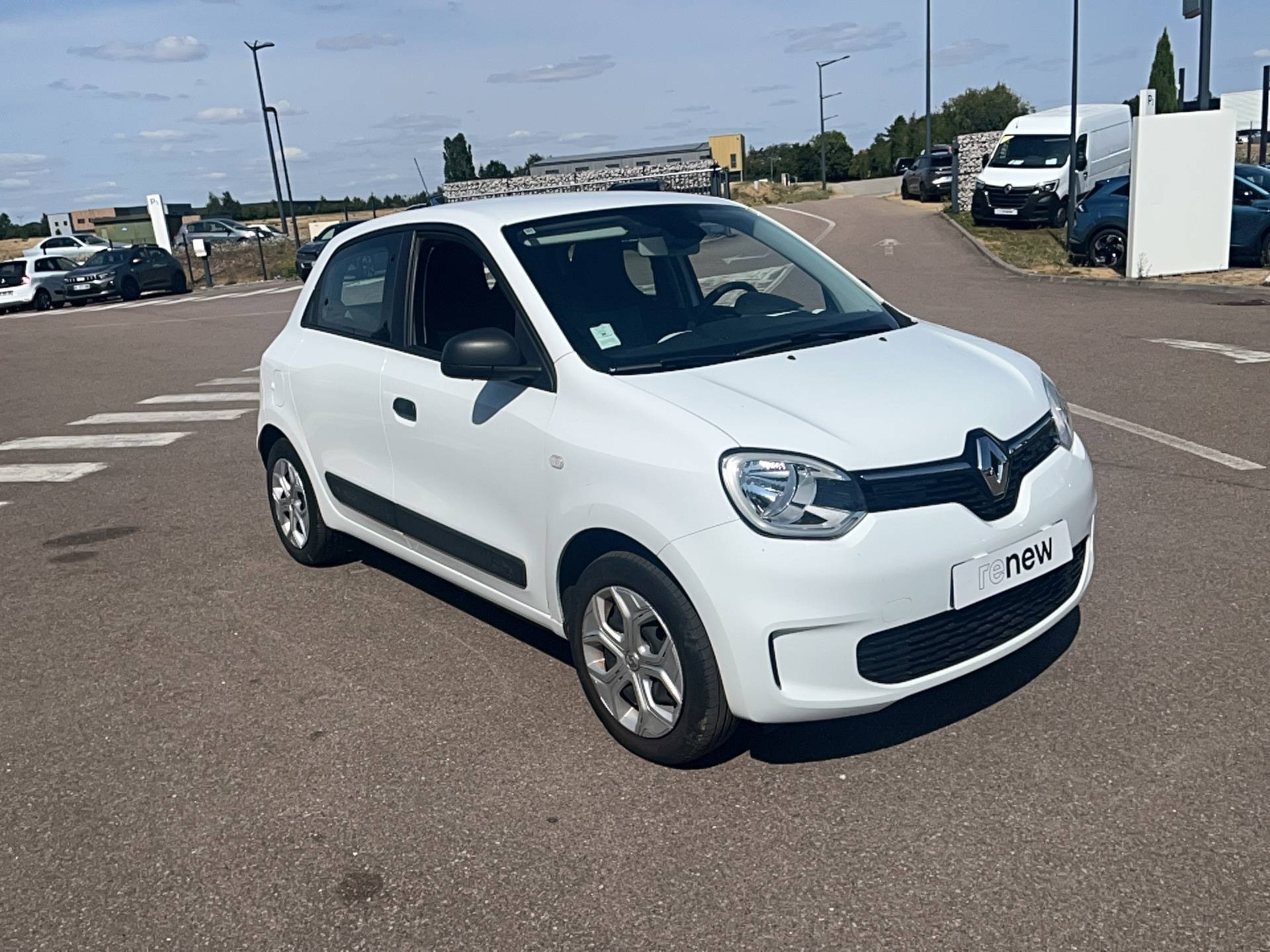 Vente en ligne Renault Twingo Electrique Twingo III E-Tech au prix de 12 491 €