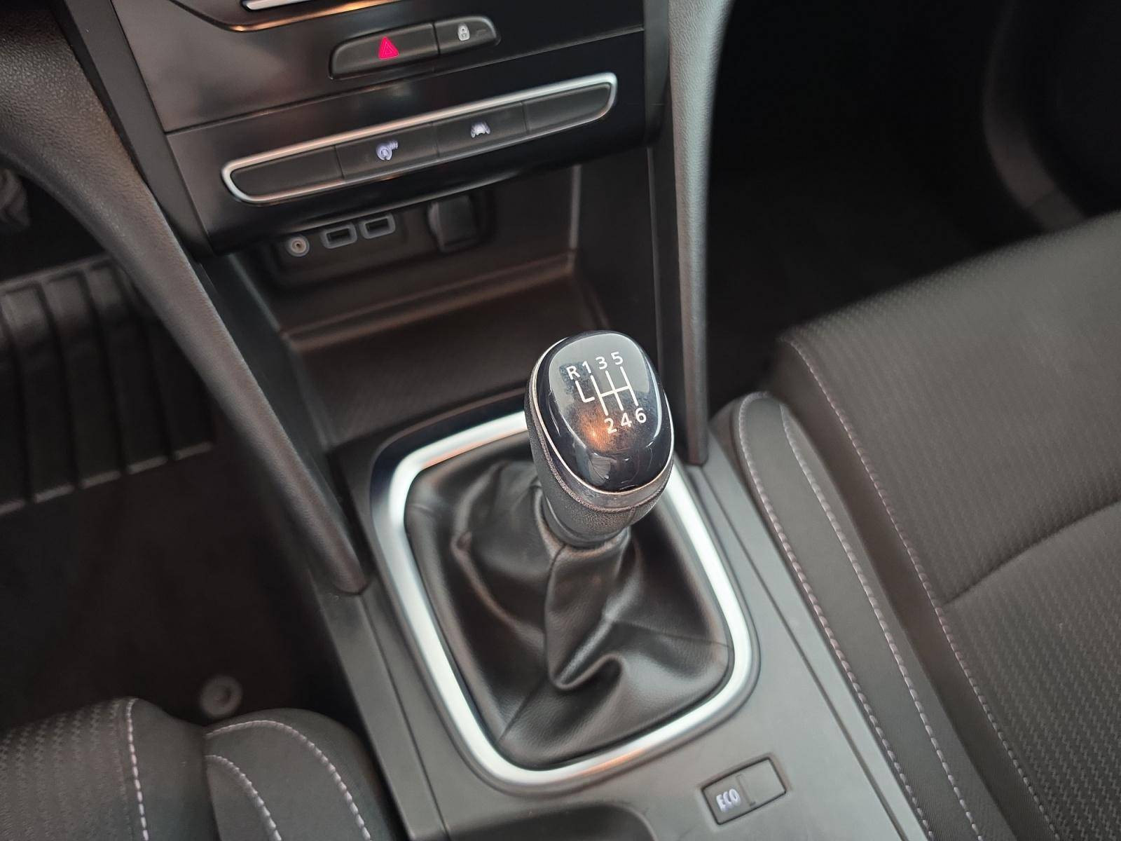 Vente en ligne Renault Megane 4 Mégane IV Berline Blue dCi 115 - 21N au prix de 14 790 €