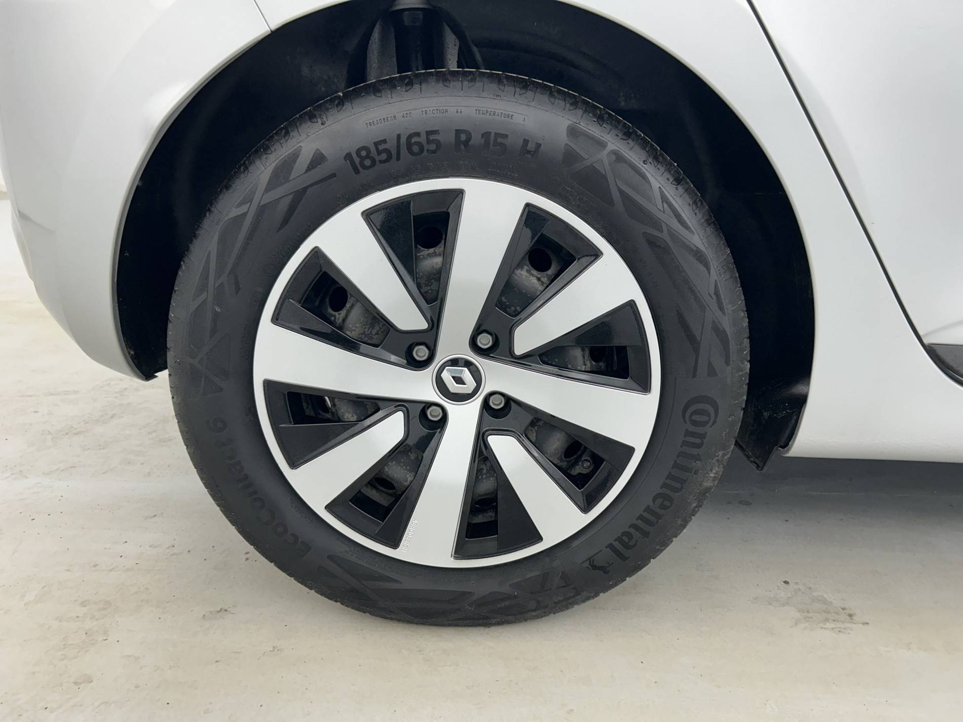 Vente en ligne Renault Clio 5 Clio TCe 90 au prix de 13 990 €